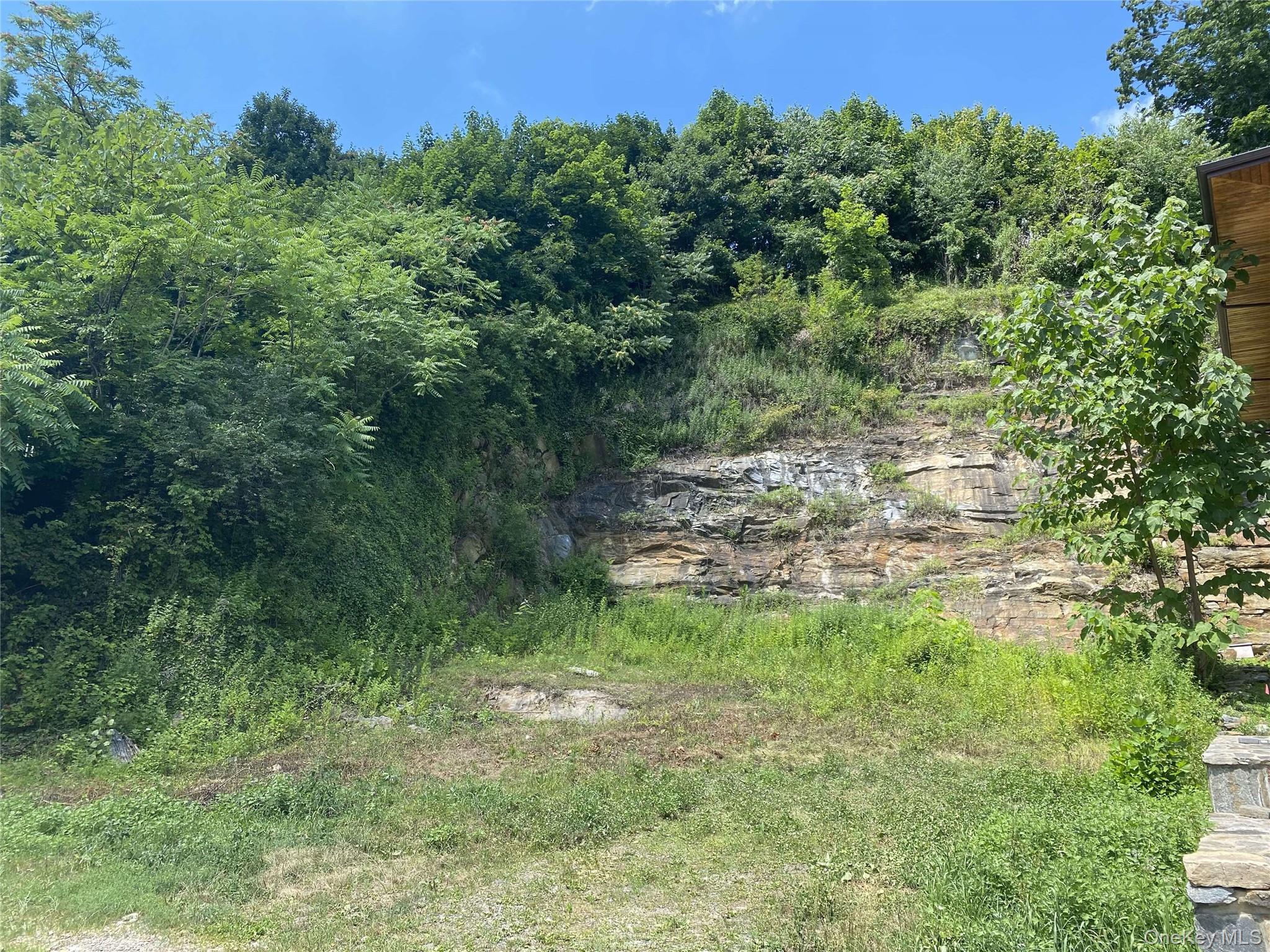 #8 photo, 1 Avondale Road, Yonkers , NY 10710