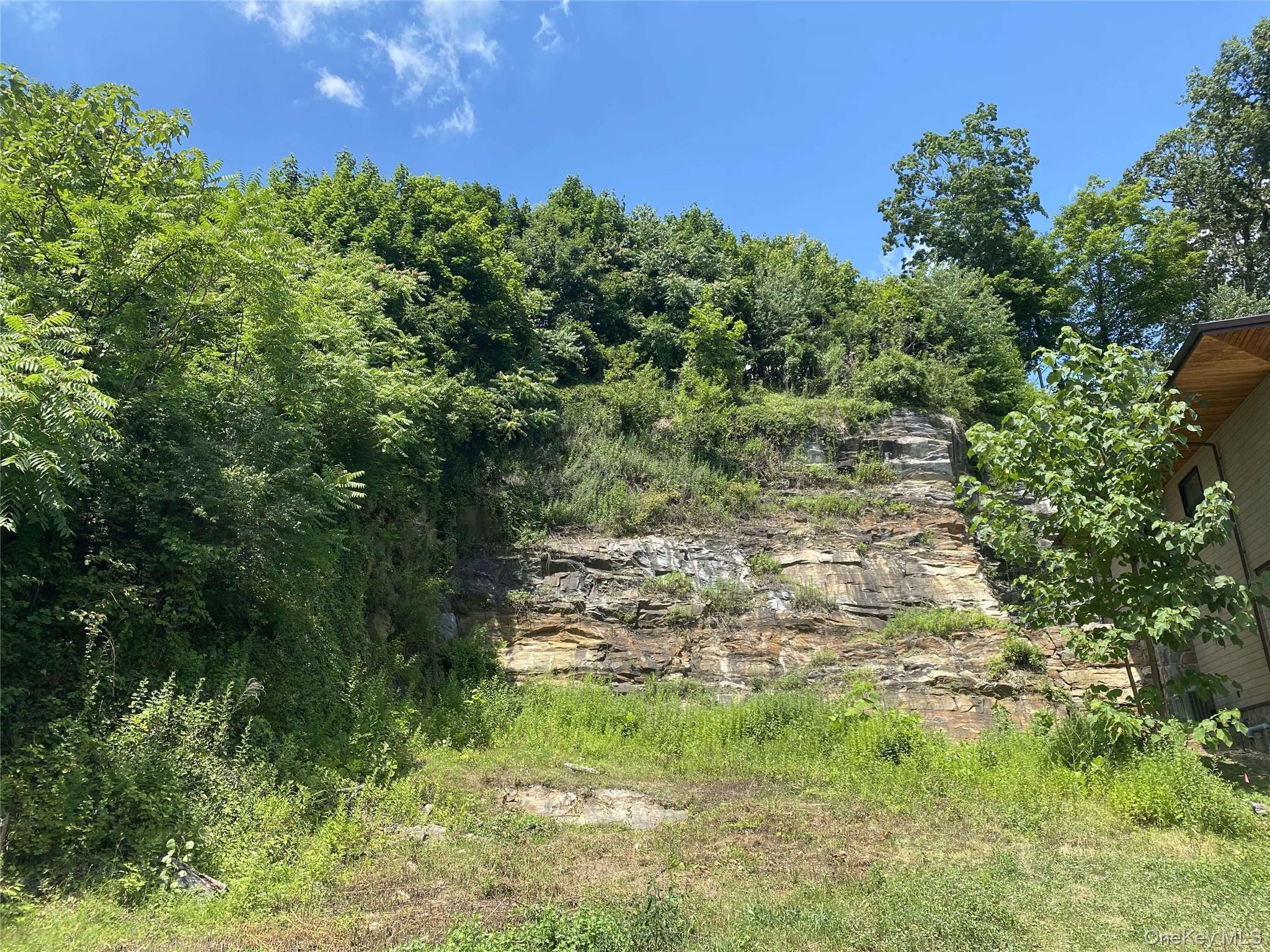 #9 photo, 1 Avondale Road, Yonkers , NY 10710