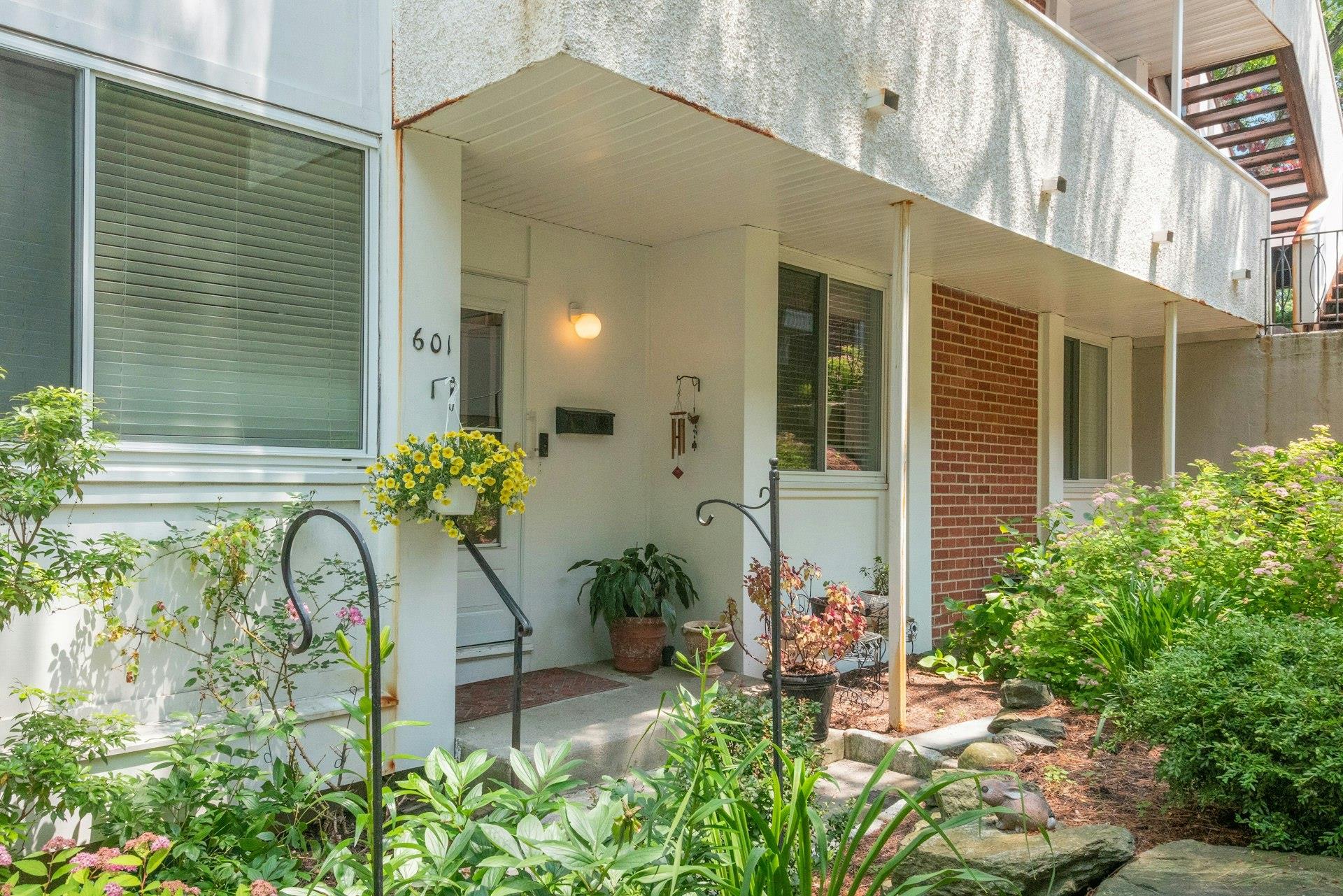 #1 photo, 601 Colony Drive, Hartsdale , NY 10530