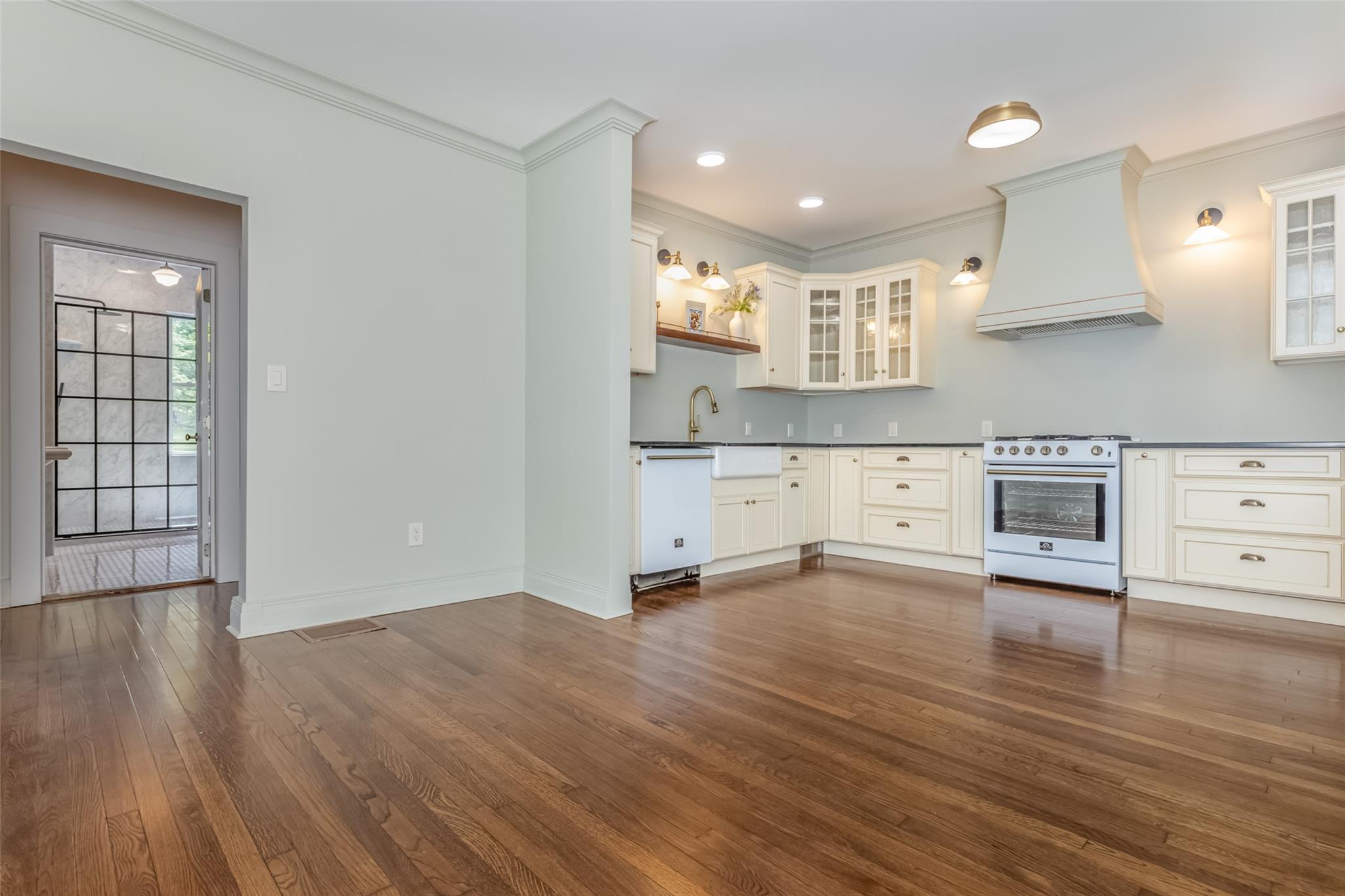 #16 photo, 405 Vista Maria Road, 紐約州 Cragsmoor , NY 12420