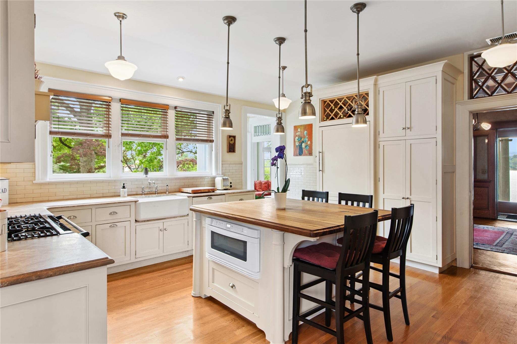 #7 photo, 28 Shore Road, クイーンズ区 Douglaston , NY 11363