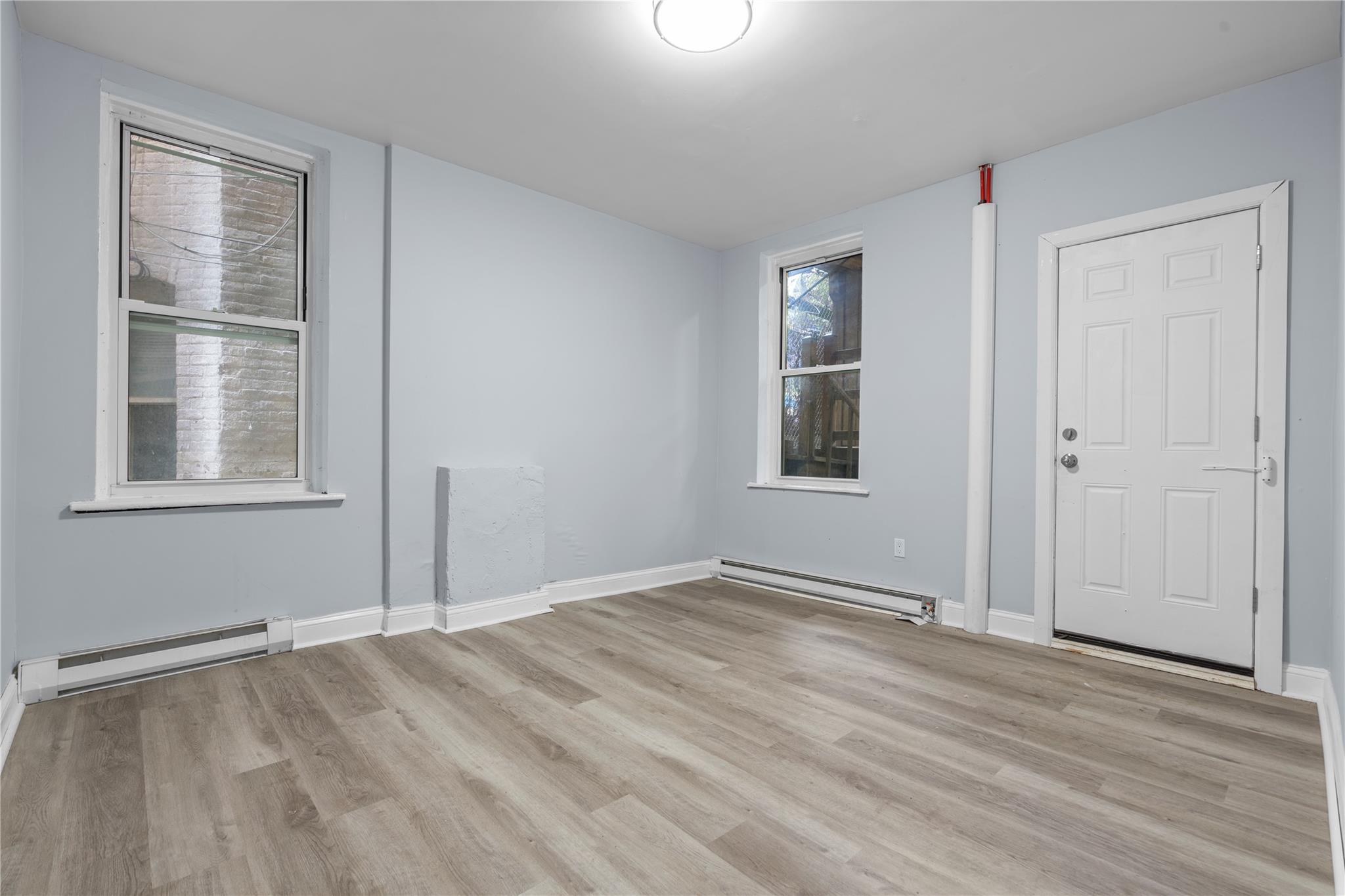 #12 photo, 123 Elm Street, Yonkers , NY 10701