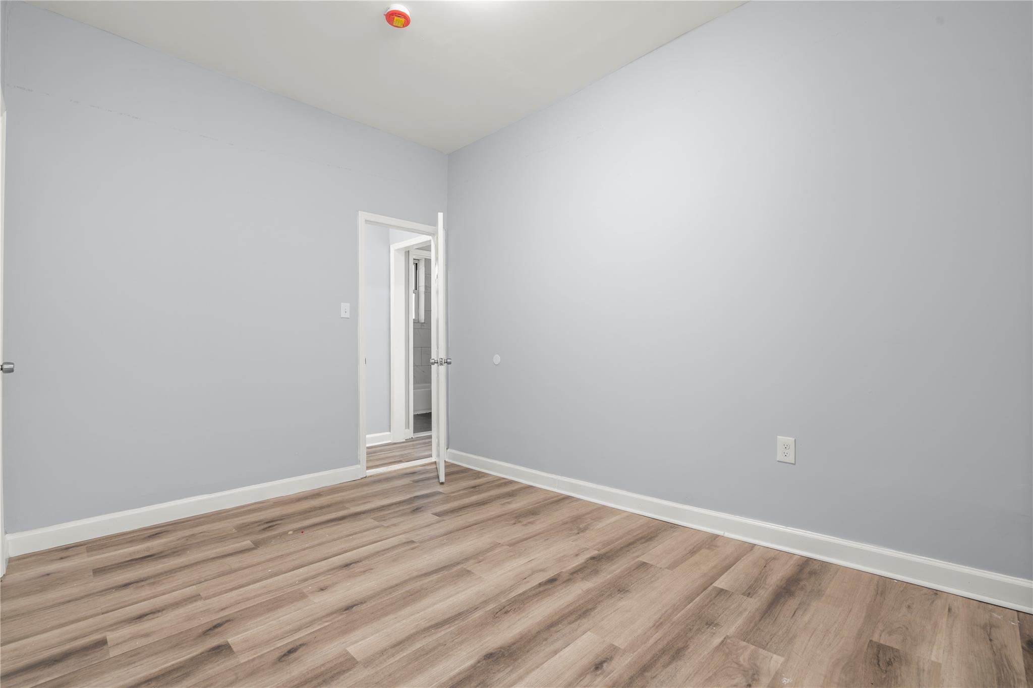 #18 photo, 123 Elm Street, Yonkers , NY 10701