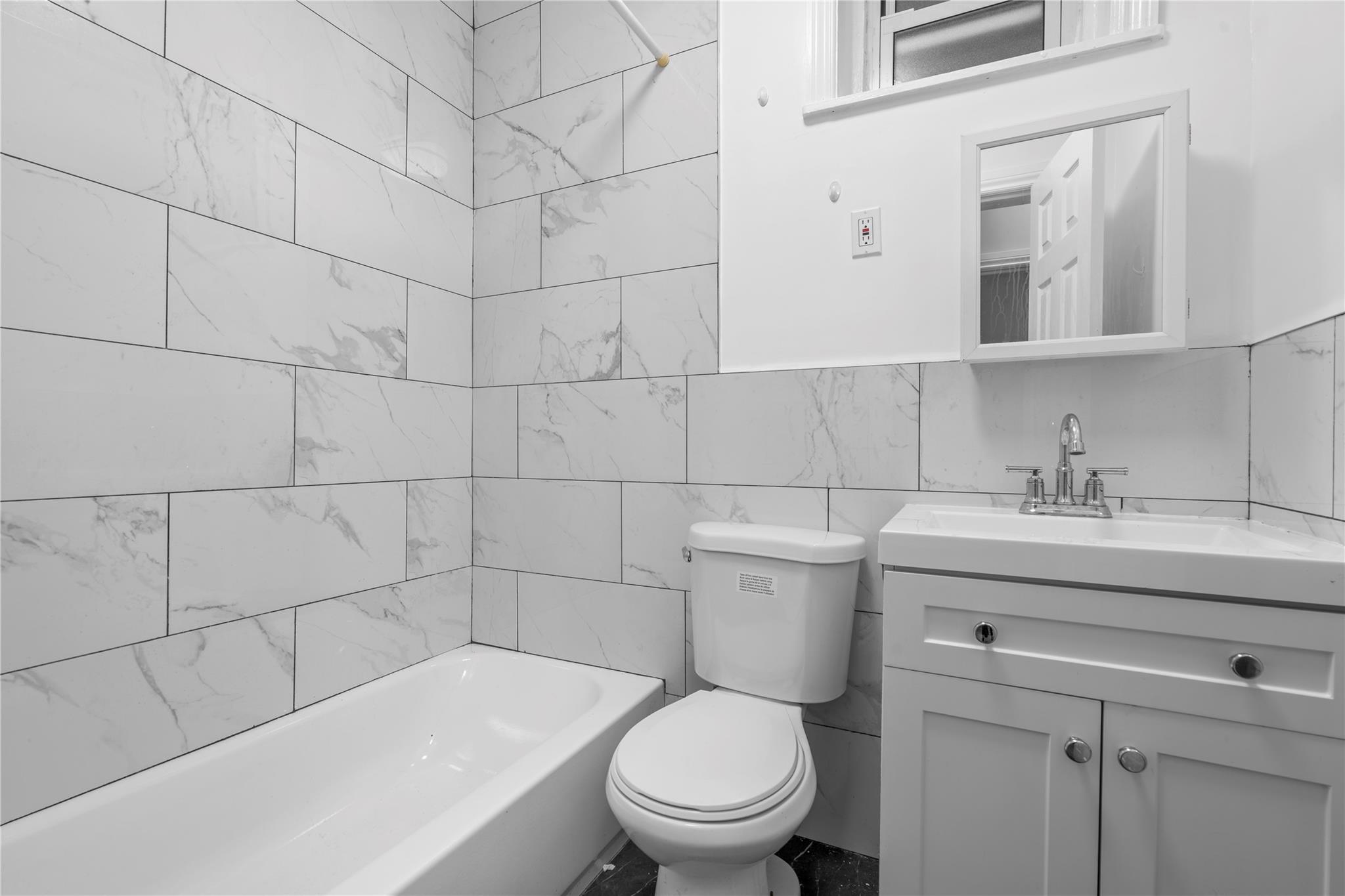 #6 photo, 123 Elm Street, Yonkers , NY 10701