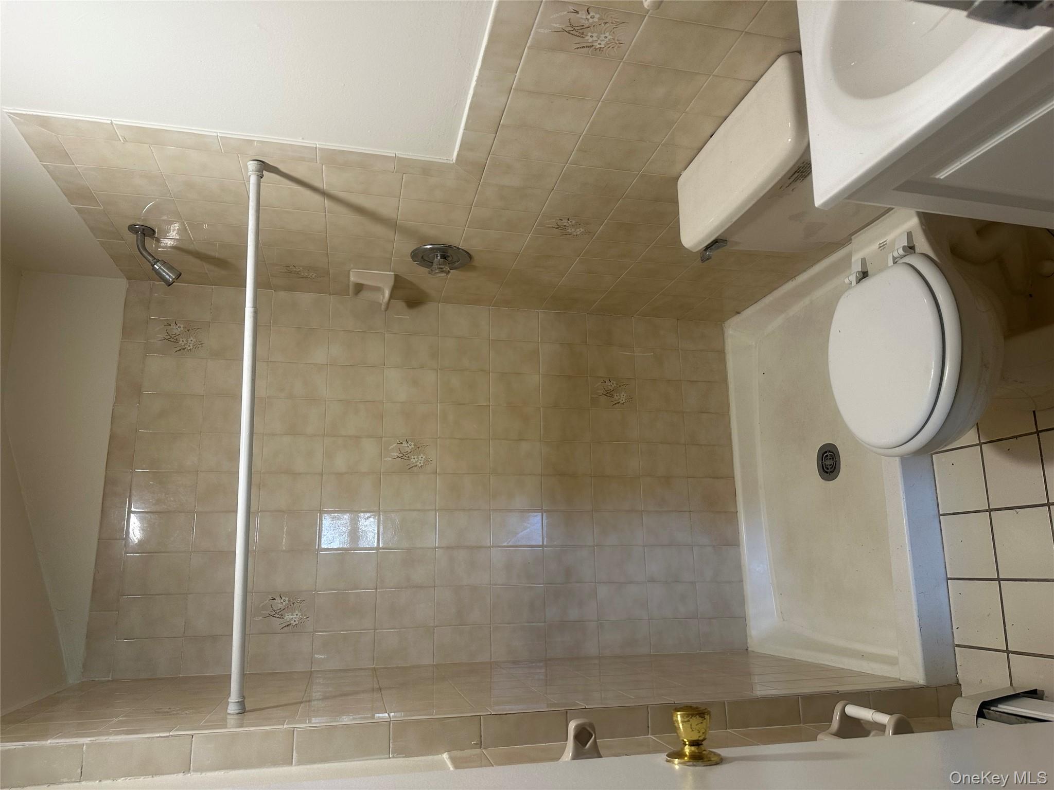 #6 photo, 13915 254th Street, Rosedale , NY 11422