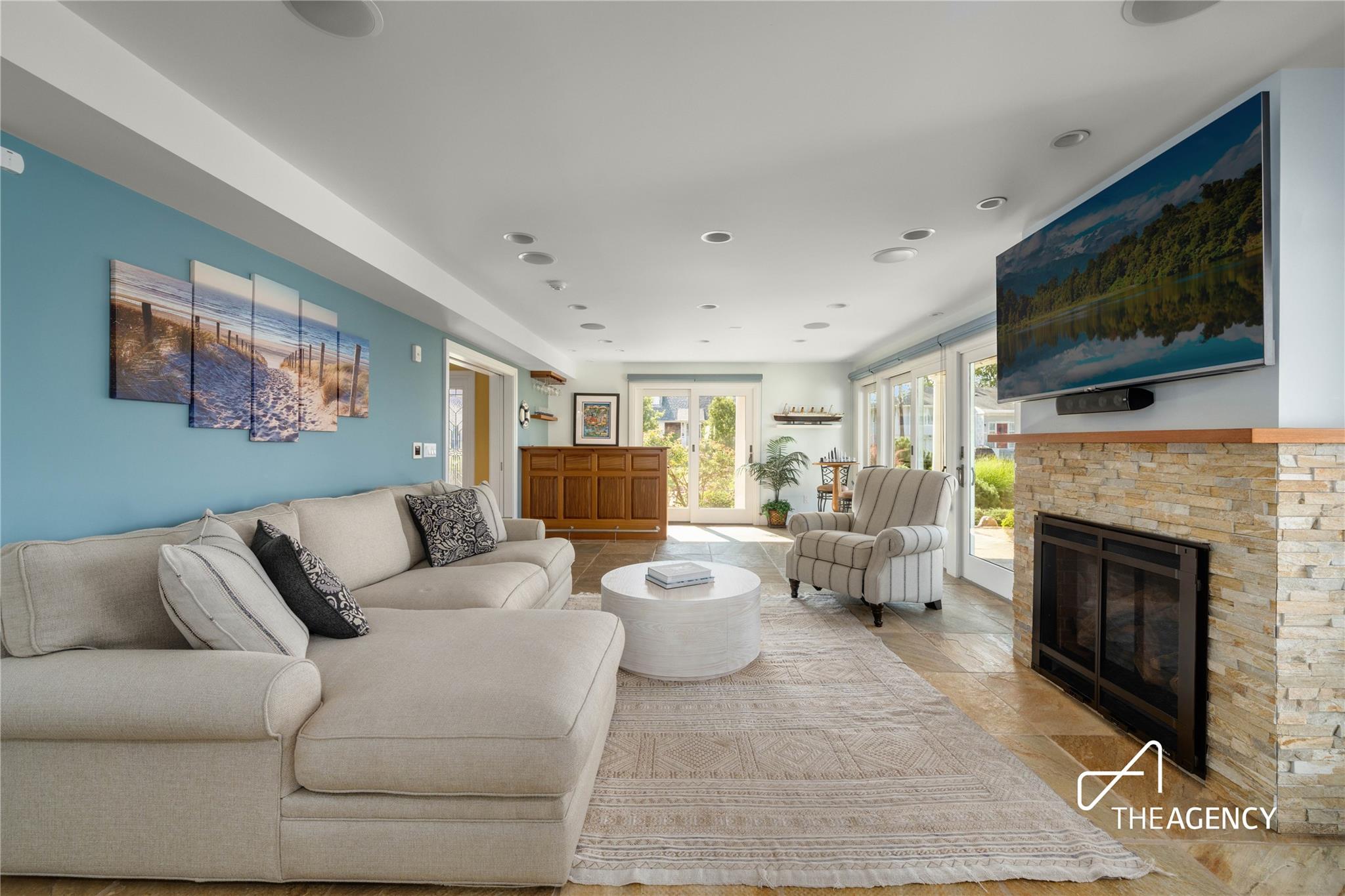 #18 photo, 50 Ships Point Lane, Oyster Bay , NY 11771