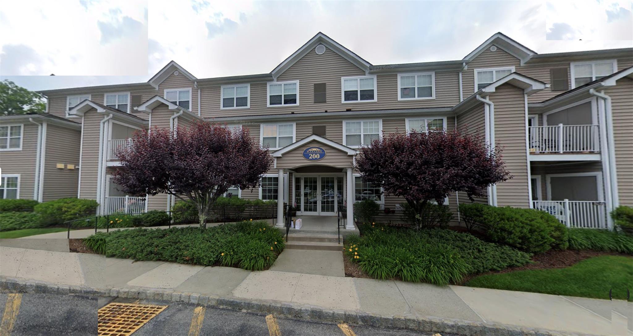 #1 photo, 200 Woodcrest Lane, 紐約州 Mount Kisco , NY 10549