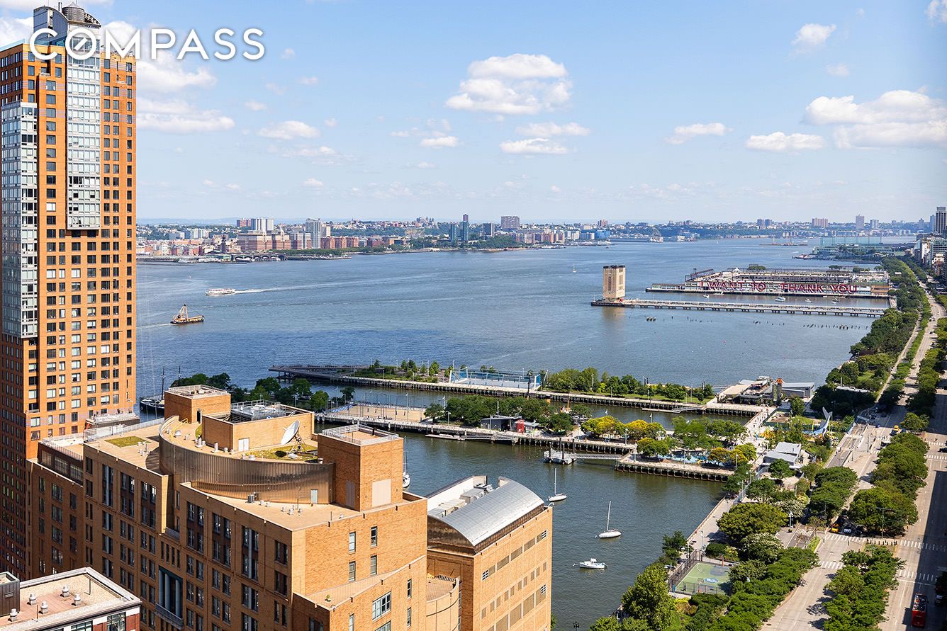 #17 photo, 200 Chambers Street, マンハッタン TriBeCa , NY 10007