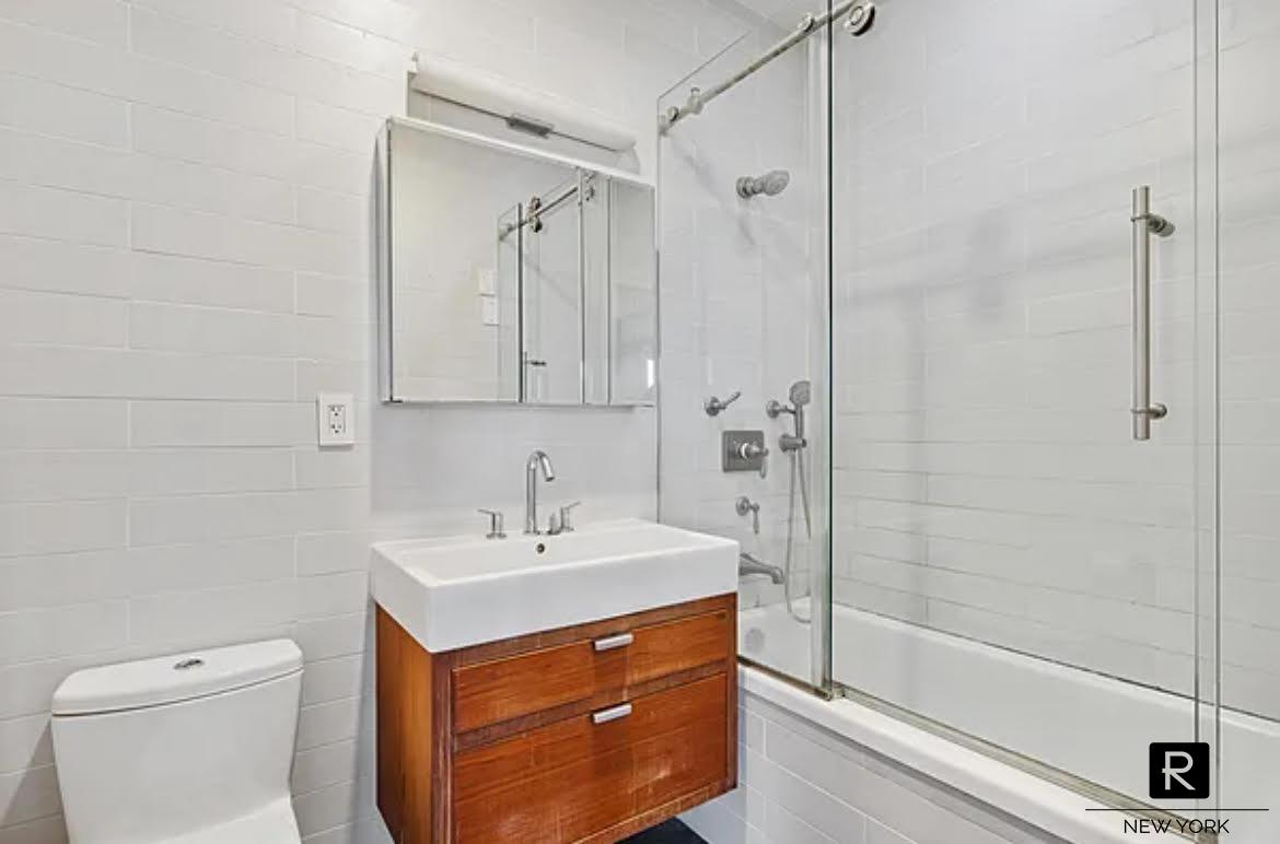 #12 photo, 51 Woodhull Street, ブルックリン区 Columbia Street Wate , NY 11231