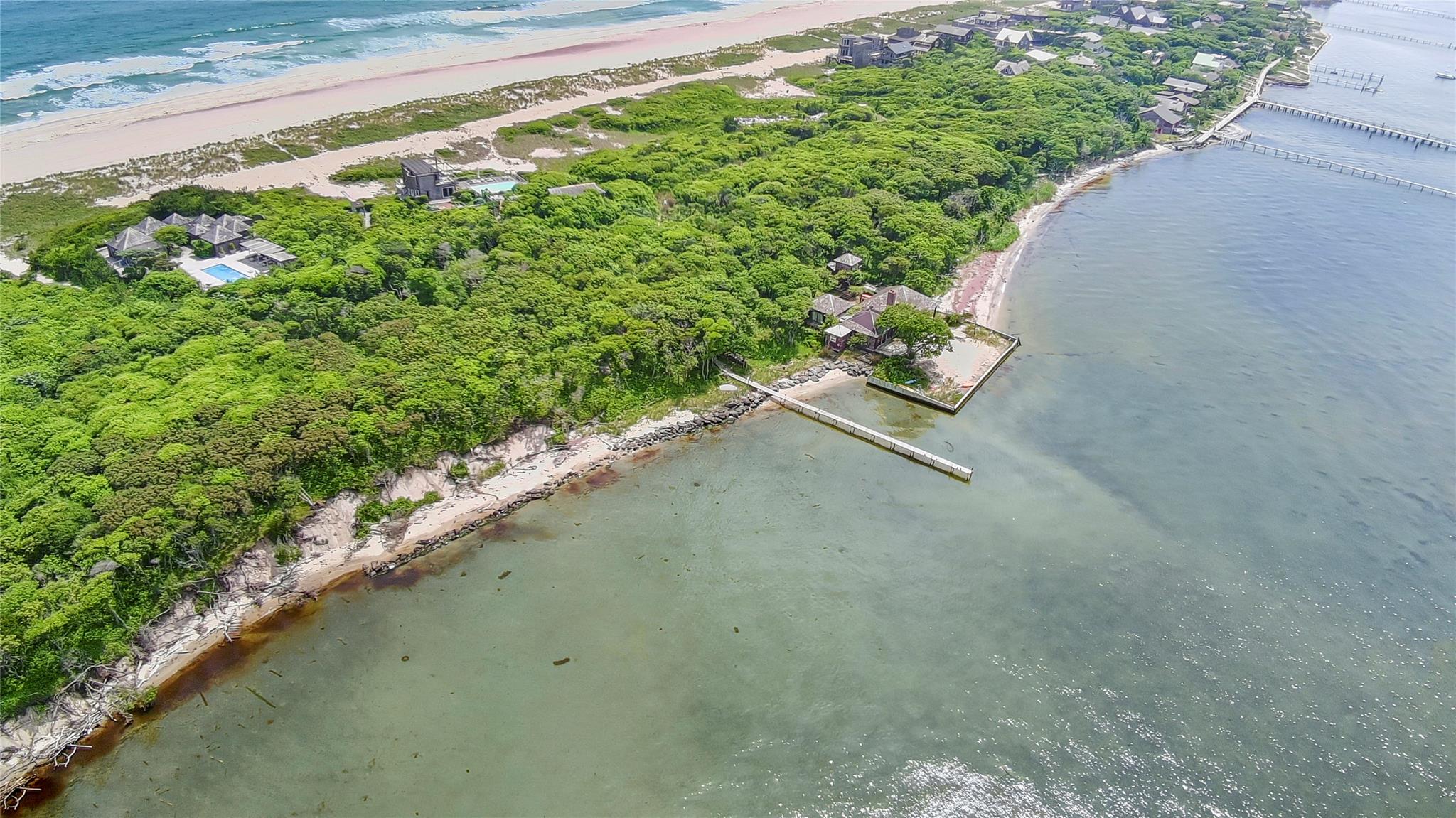 #2 photo, 466 Great South Bay Walk, サフォーク郡 Water Island , NY 11772