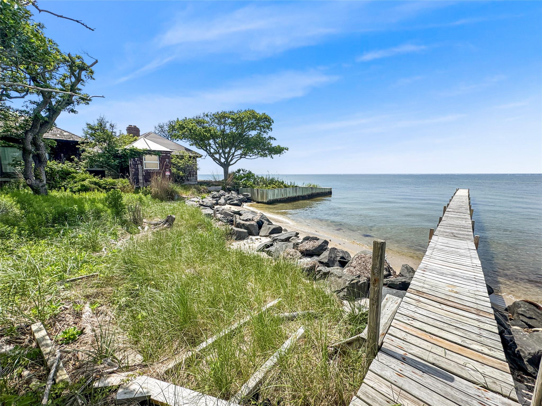 #9 photo, 466 Great South Bay Walk, サフォーク郡 Water Island , NY 11772