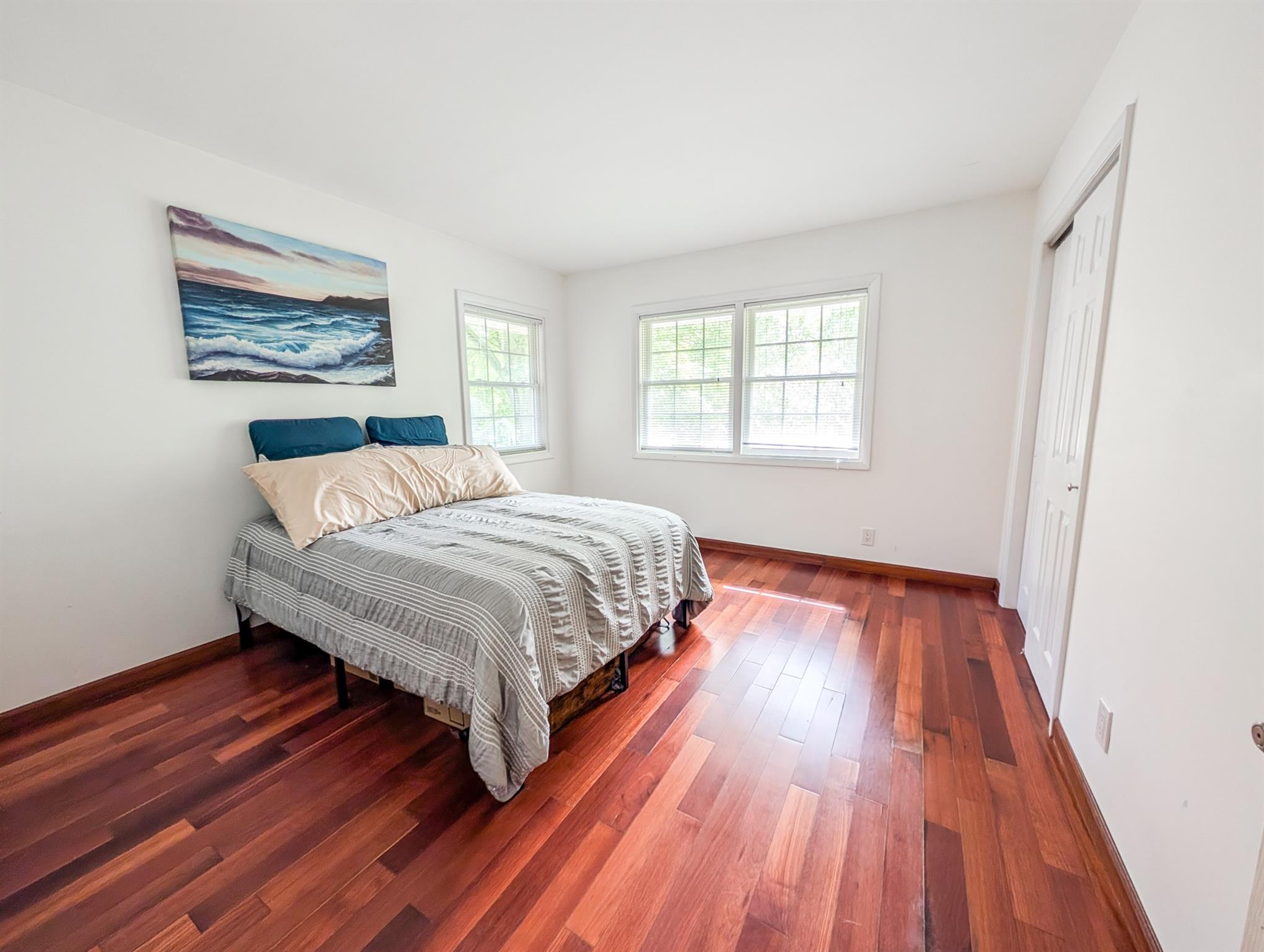 #20 photo, 61 Pennsylvania Avenue, サフォーク郡 Medford , NY 11763