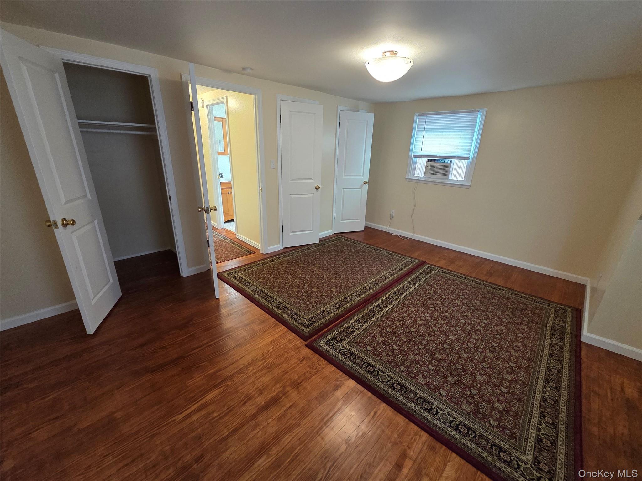 #7 photo, 5 Denton Pl, サフォーク郡 Farmingdale , NY 11735