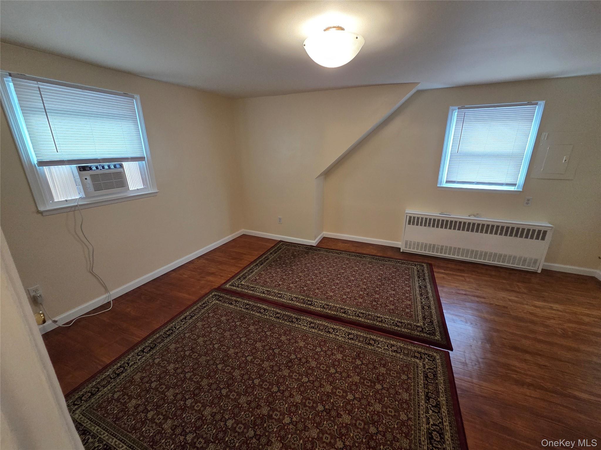 #8 photo, 5 Denton Pl, サフォーク郡 Farmingdale , NY 11735