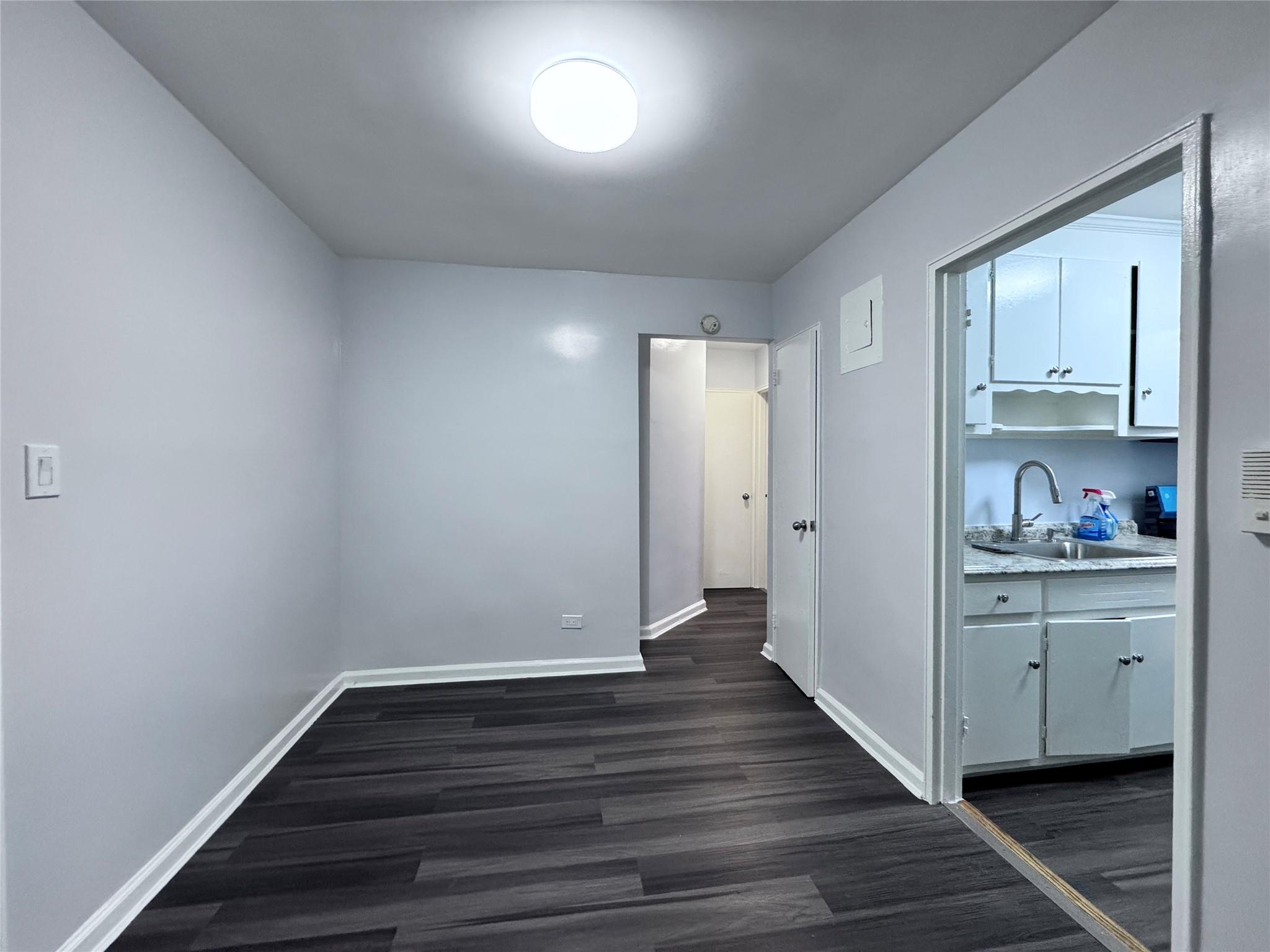 #9 photo, 33-24 junction Boulevard, クイーンズ区 Jackson Heights , NY 11372