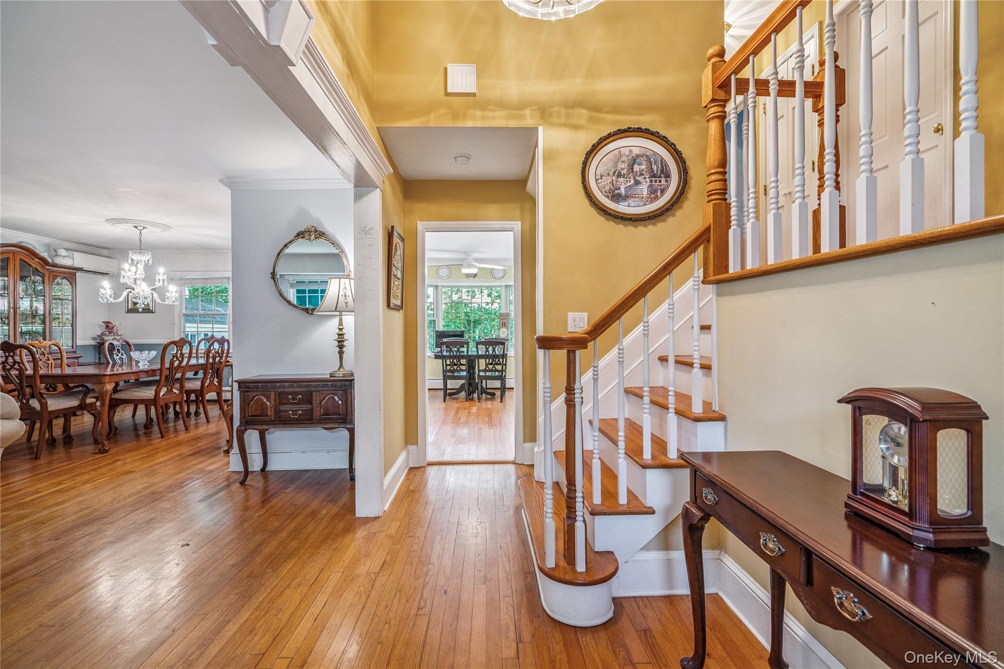 #1 photo, 324 Plymouth Avenue, 東長島 Brightwaters , NY 11718