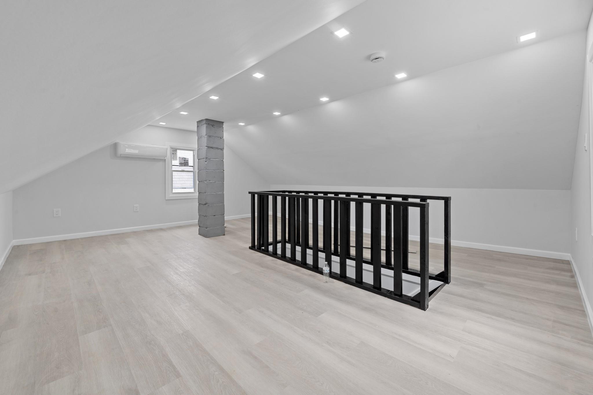 #11 photo, 19432 113th Road, クイーンズ区 Hollis , NY 11412