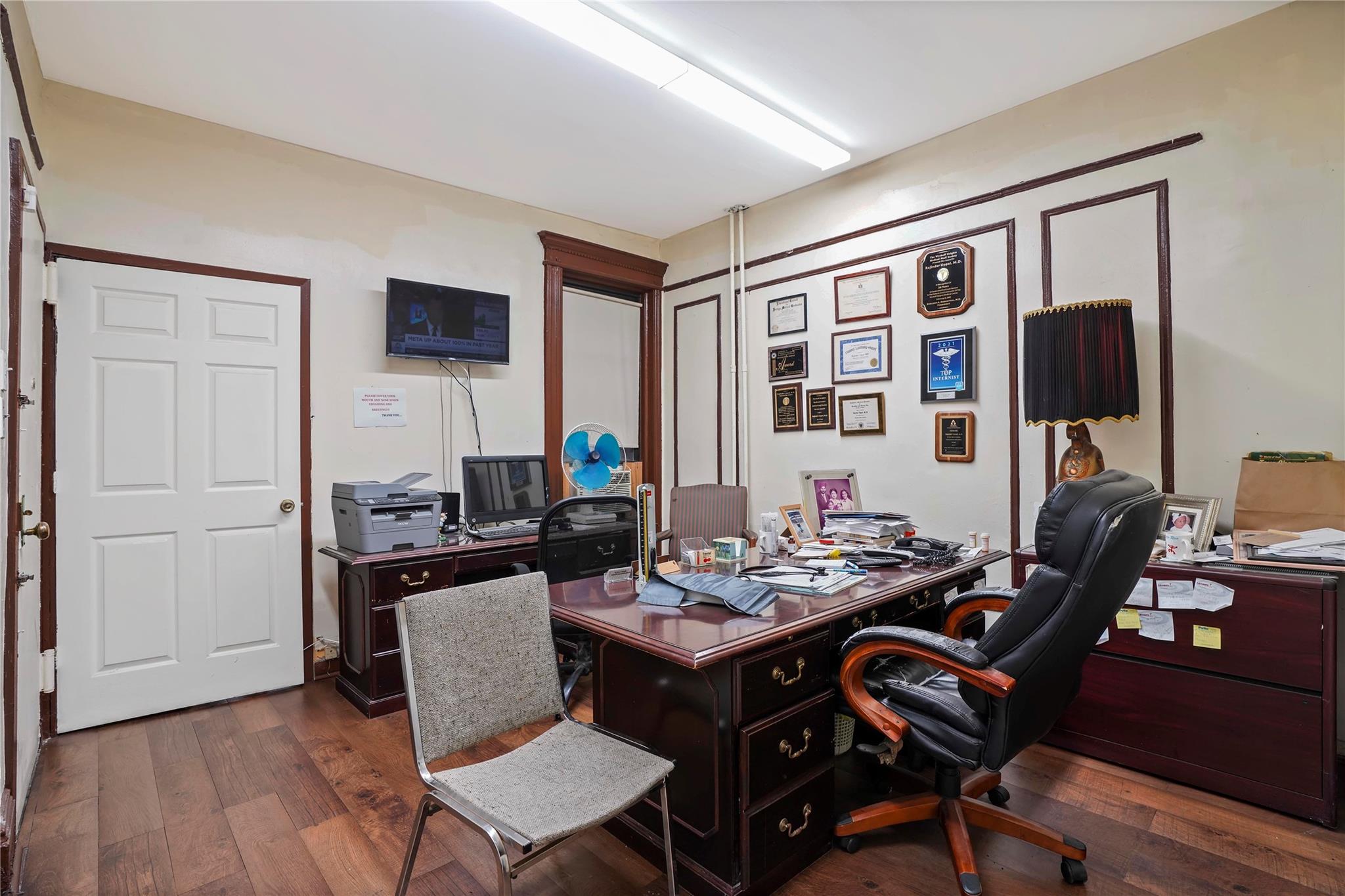 #8 photo, 1670 Putnam Avenue, クイーンズ区 Ridgewood , NY 11385