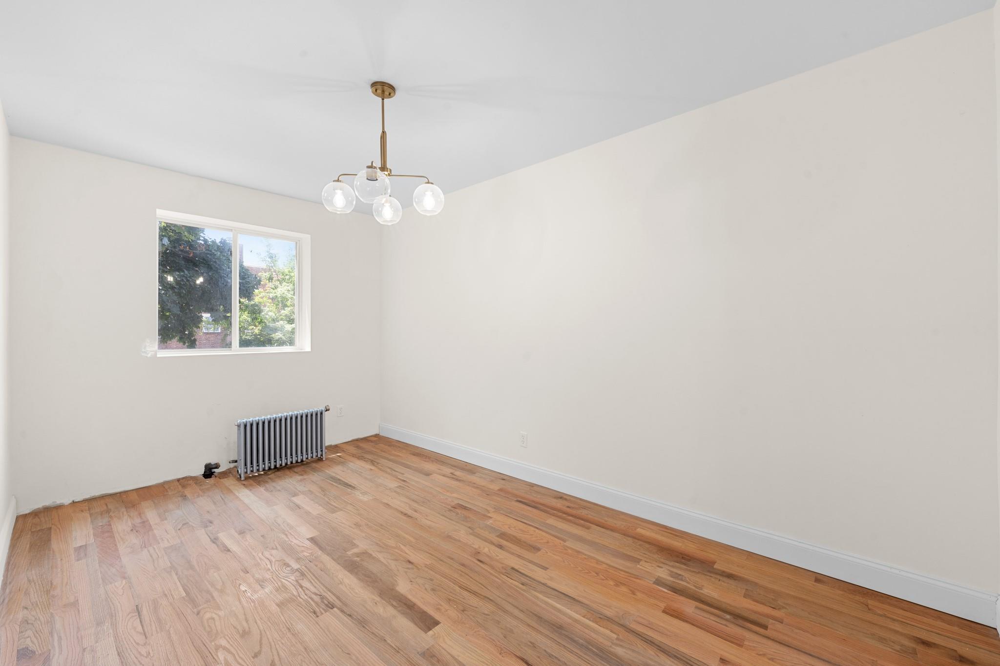 #10 photo, 18914 114th Road, クイーンズ区 Saint Albans , NY 11412