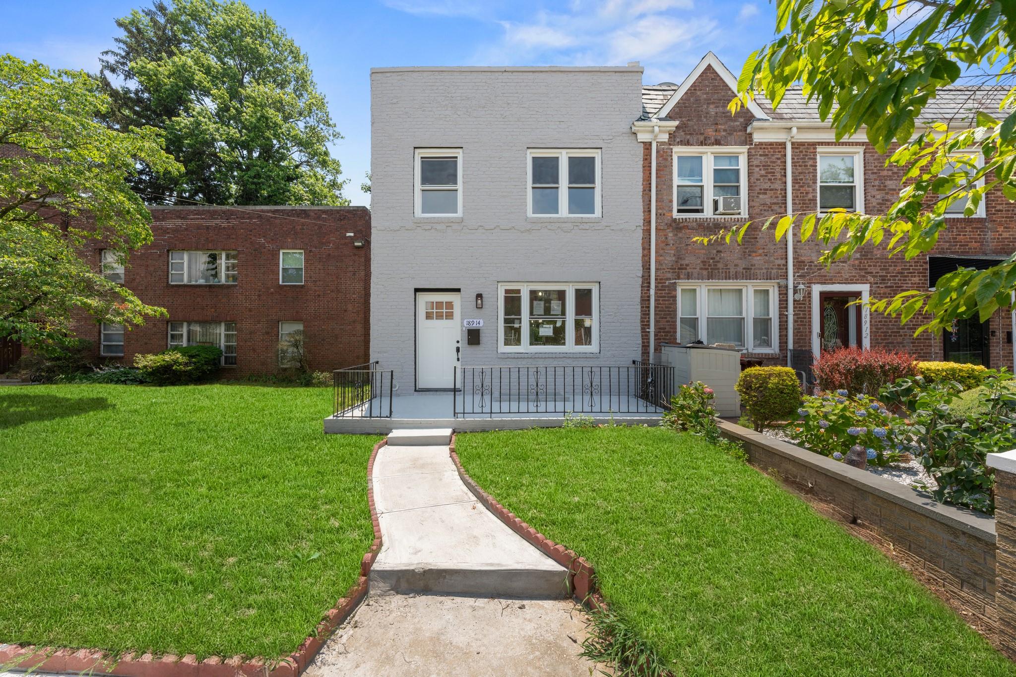 #18 photo, 18914 114th Road, クイーンズ区 Saint Albans , NY 11412