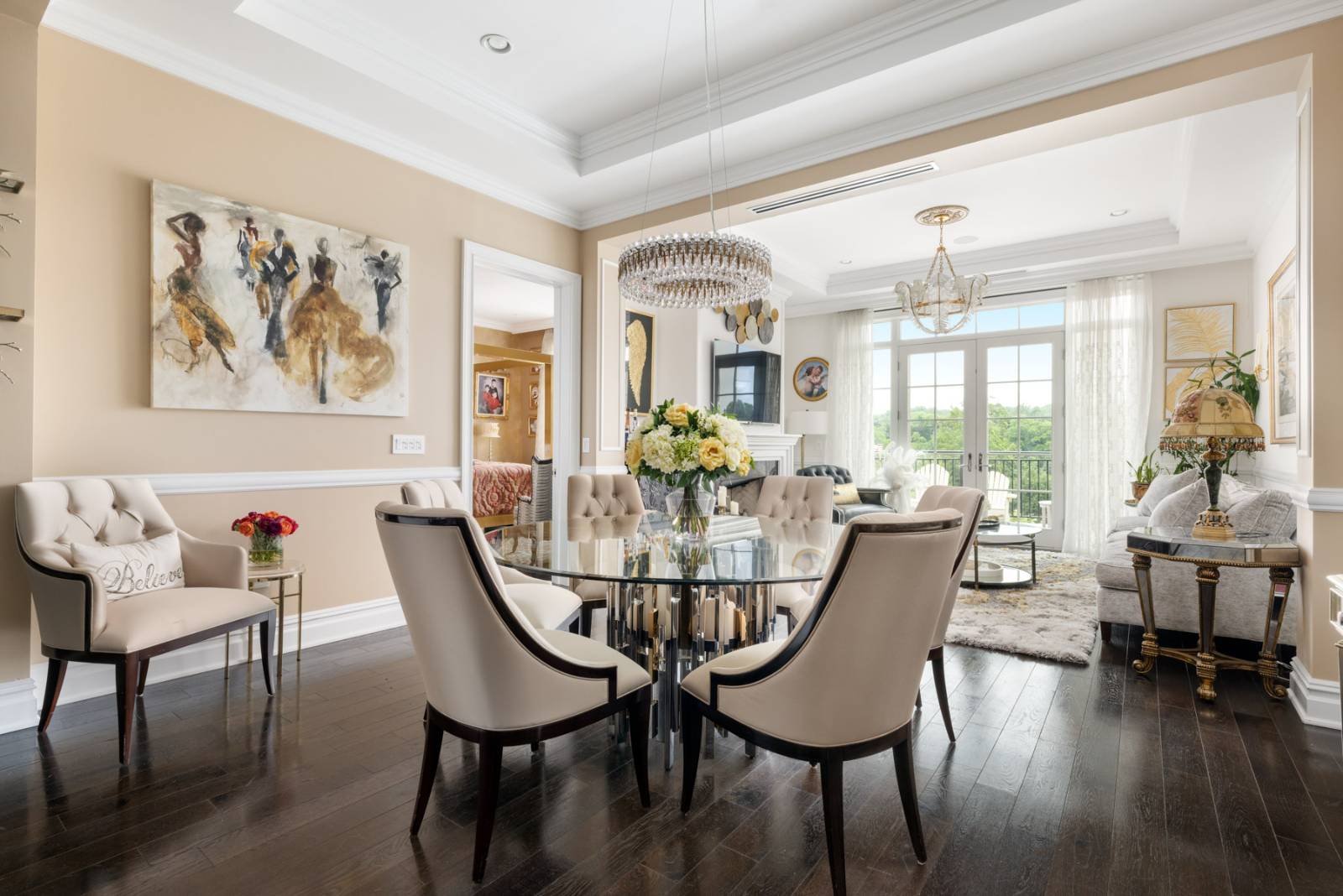 #2 photo, 2000 Royal Court, ナッソー郡 North Hills , NY 11040