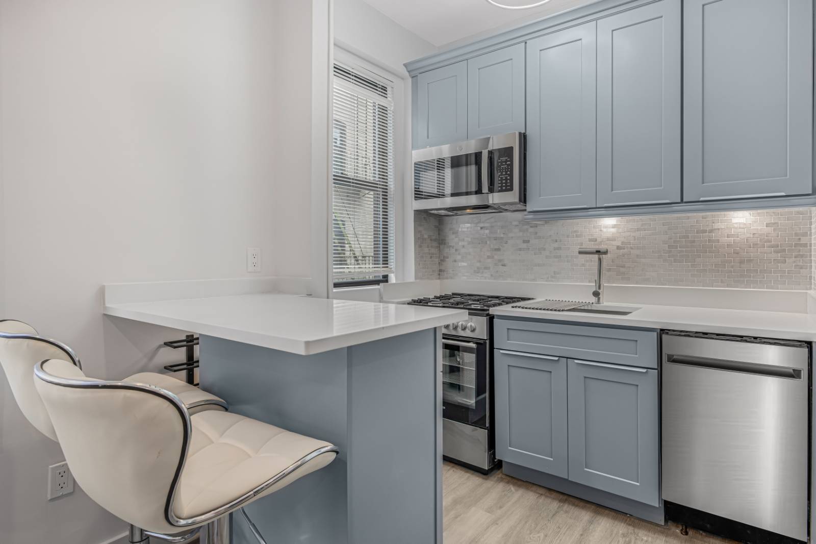 #4 photo, 315 East 77th Street, #5G, New York , NY 10075