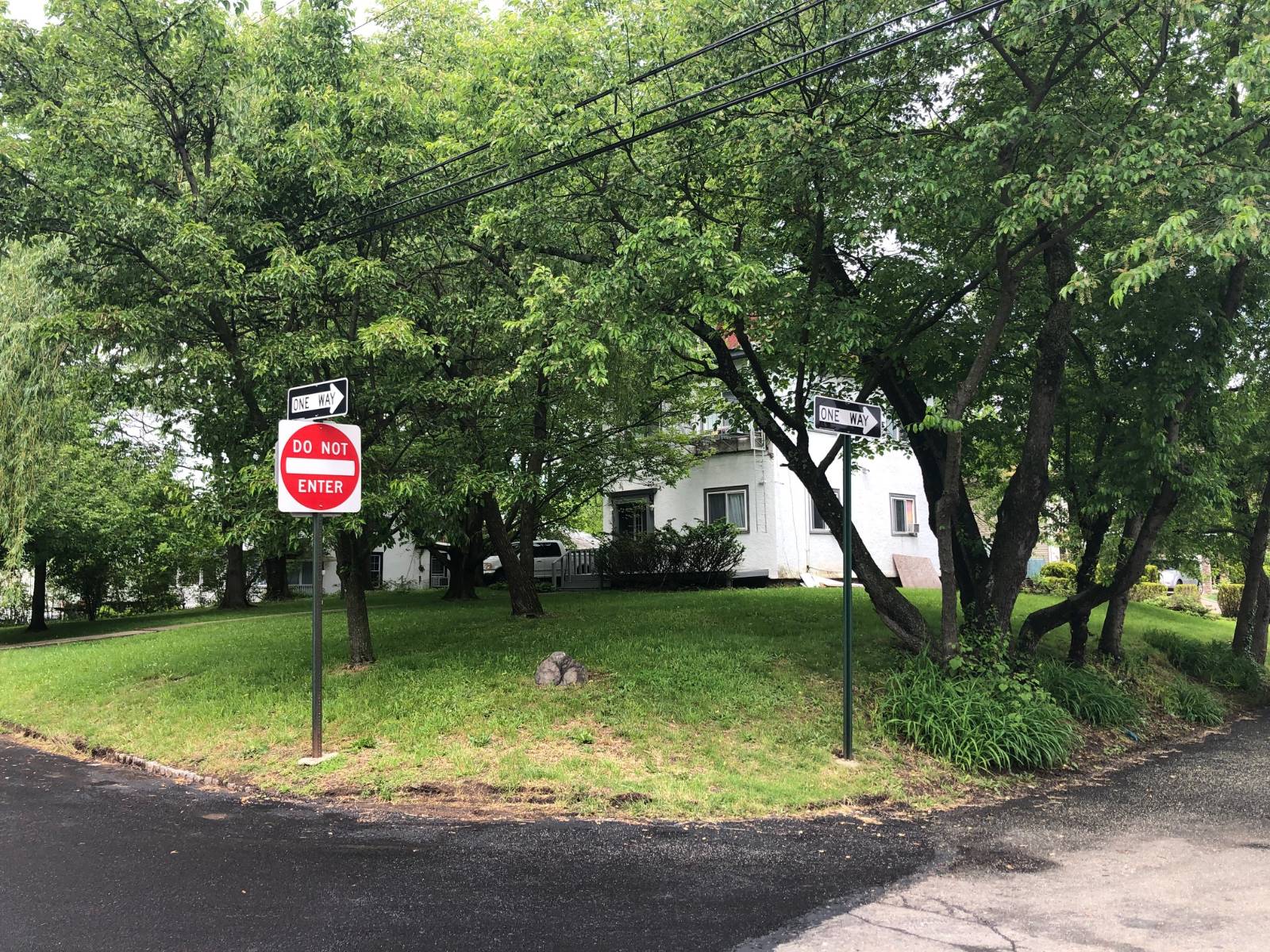 #2 photo, 203 Center St, スタテンアイランド Staten Island , NY 10306