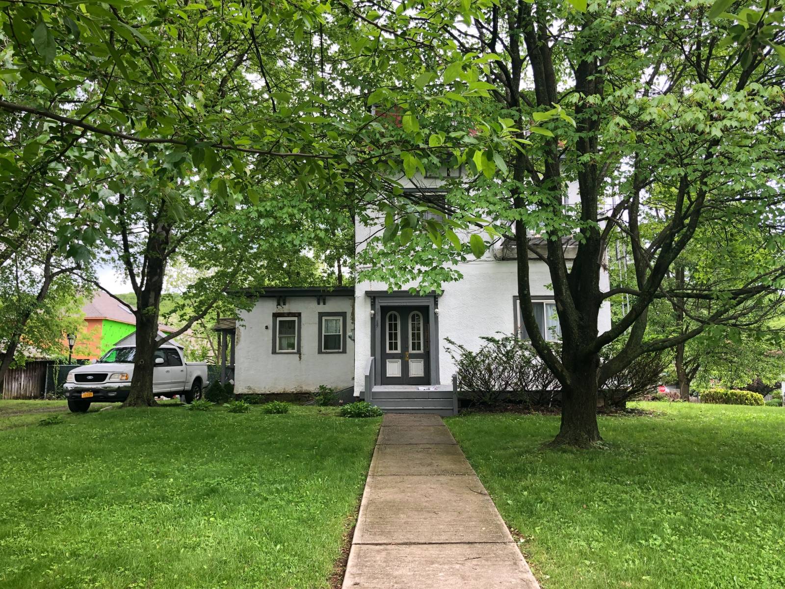 #6 photo, 203 Center St, スタテンアイランド Staten Island , NY 10306