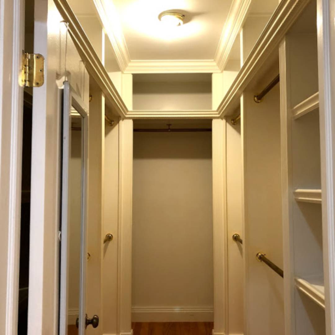 #12 photo, 18 Cross Hill, Eastchester , NY 10709