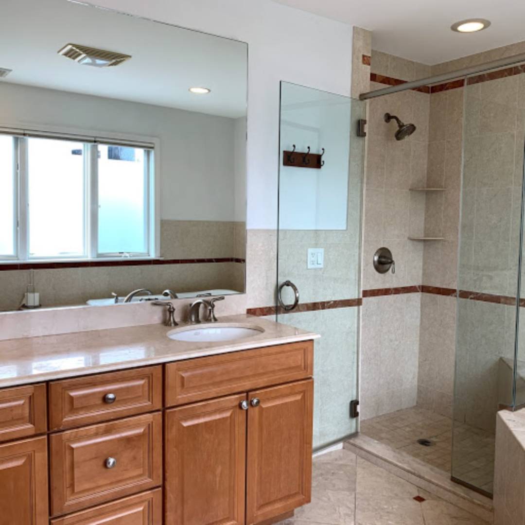 #14 photo, 18 Cross Hill, Eastchester , NY 10709