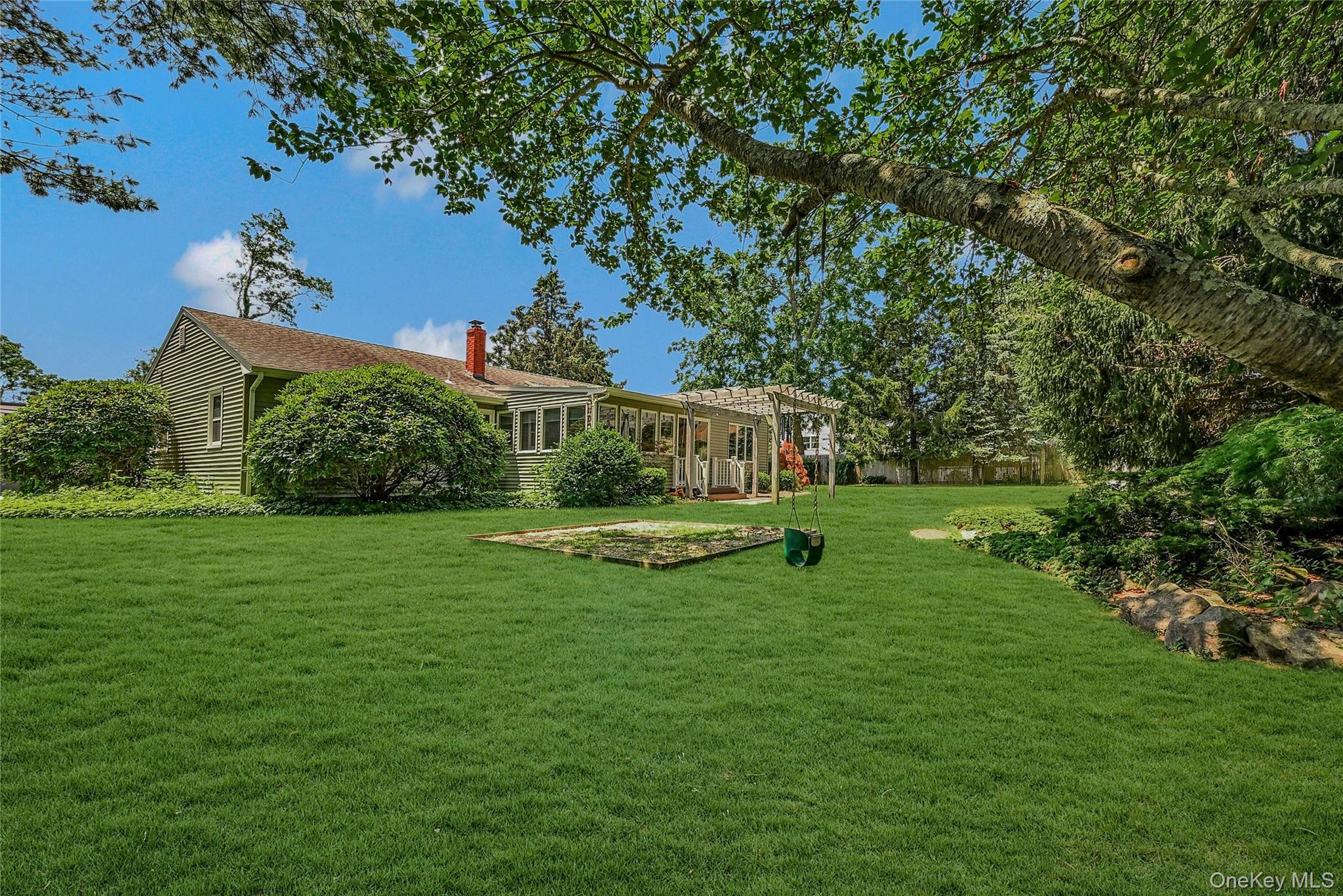 #18 photo, 625 Glenn Road, Southold , NY 11971