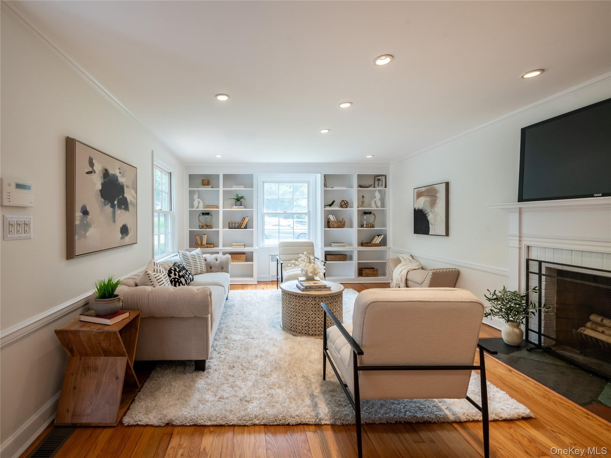 #1 photo, 153 Park Avenue, Manhasset , NY 11030