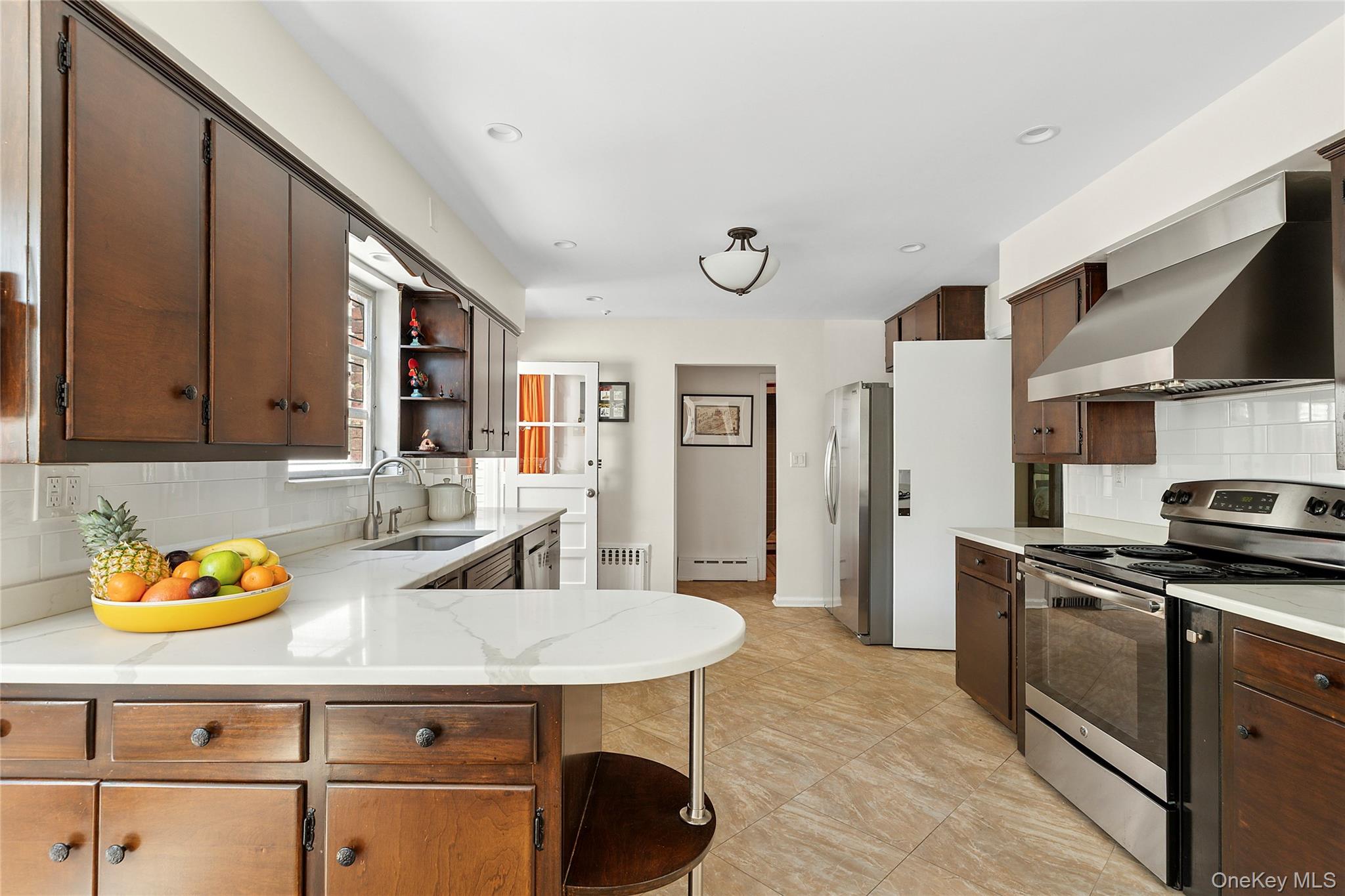 #12 photo, 107 California Avenue, ナッソー郡 Freeport , NY 11520