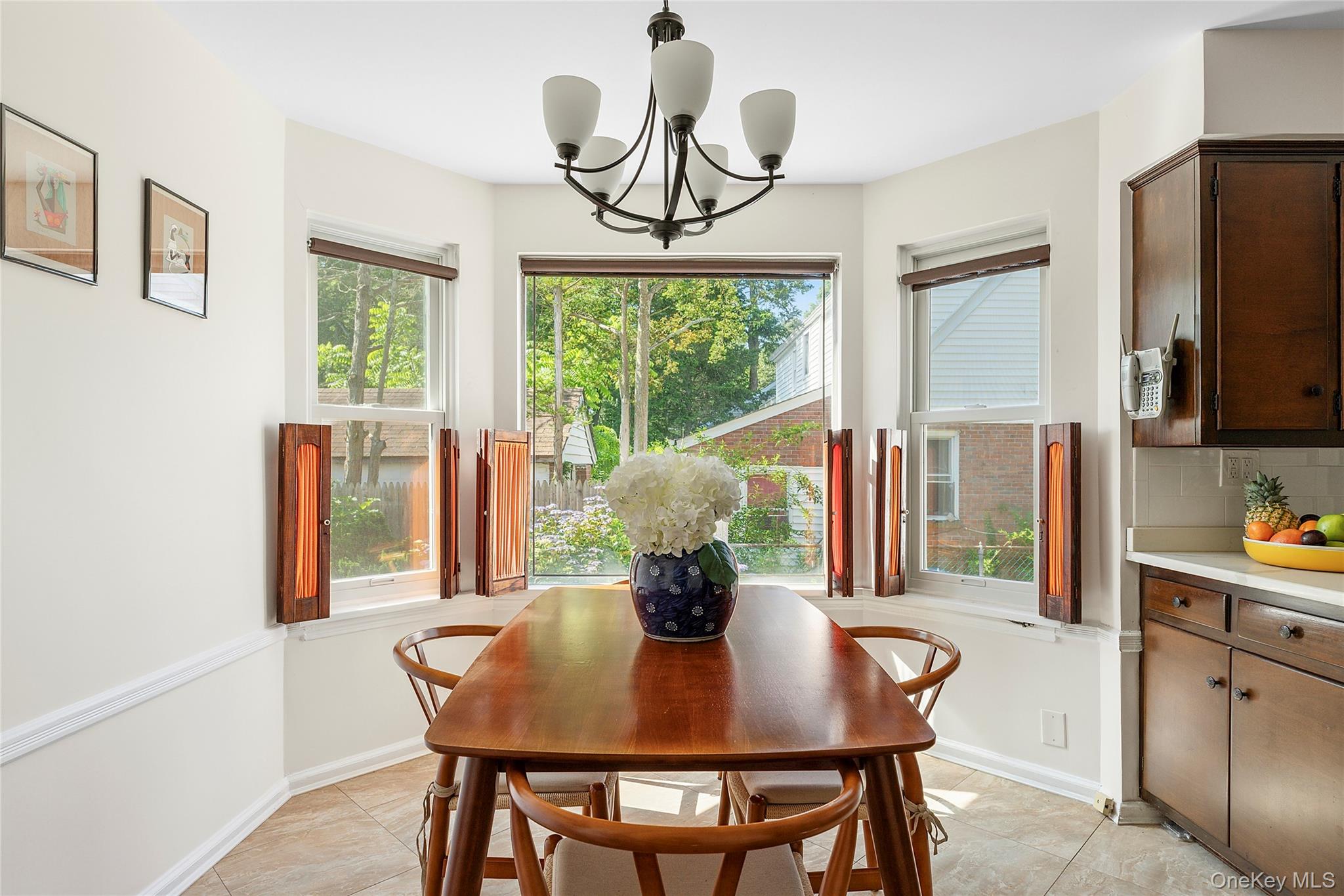 #13 photo, 107 California Avenue, ナッソー郡 Freeport , NY 11520