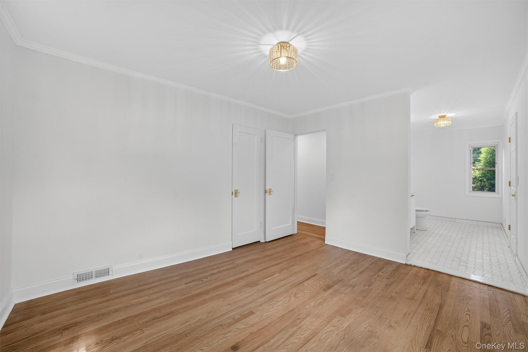 #19 photo, 15 Benedict Avenue, Eastchester , NY 10709