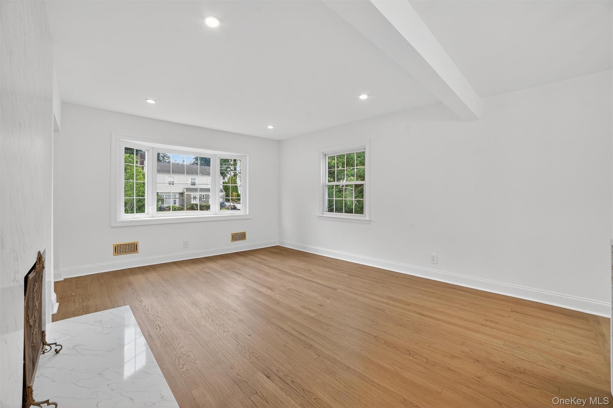 #9 photo, 15 Benedict Avenue, Eastchester , NY 10709