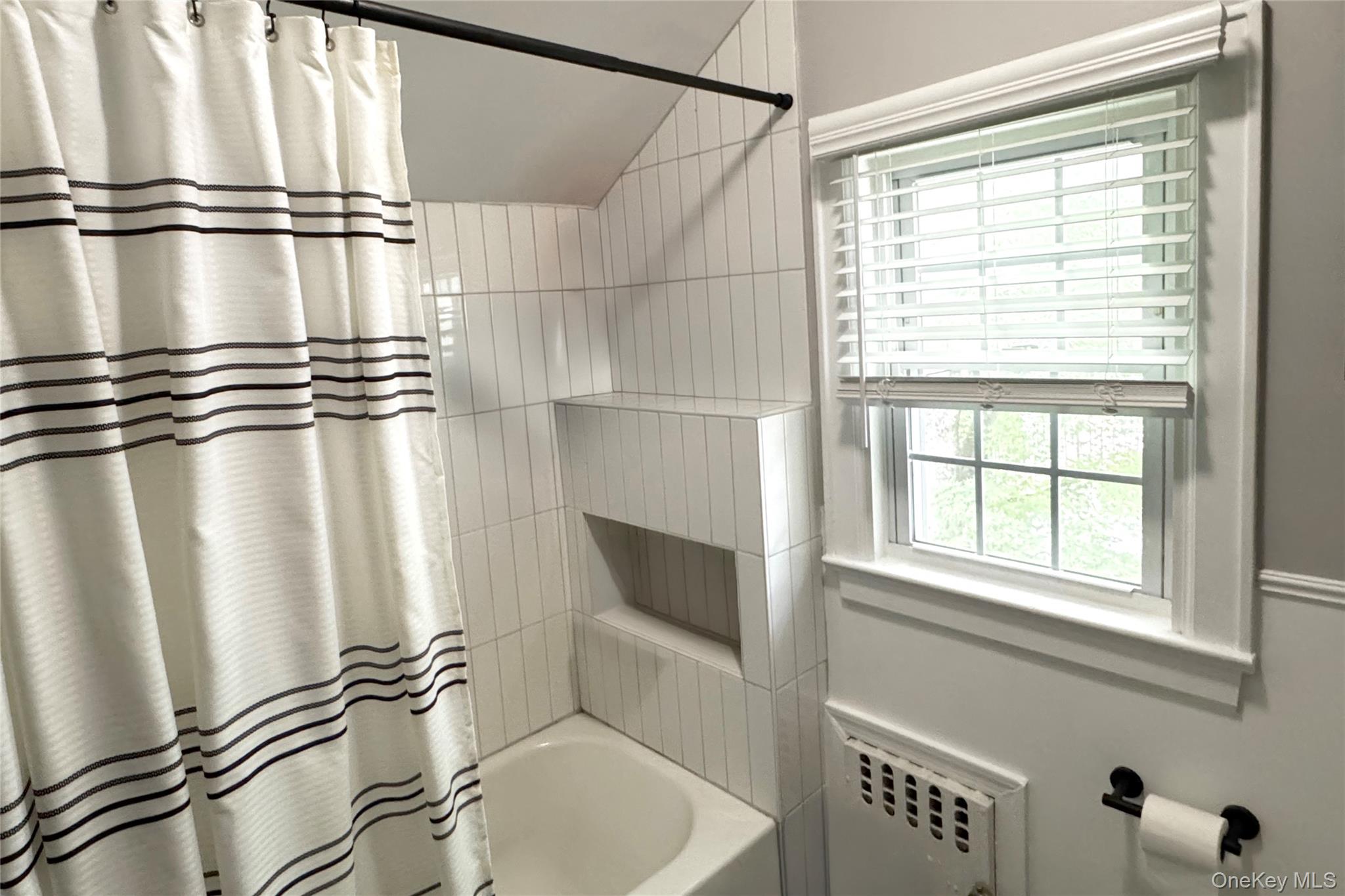 #18 photo, 9 Brynwood Road, Yonkers , NY 10701