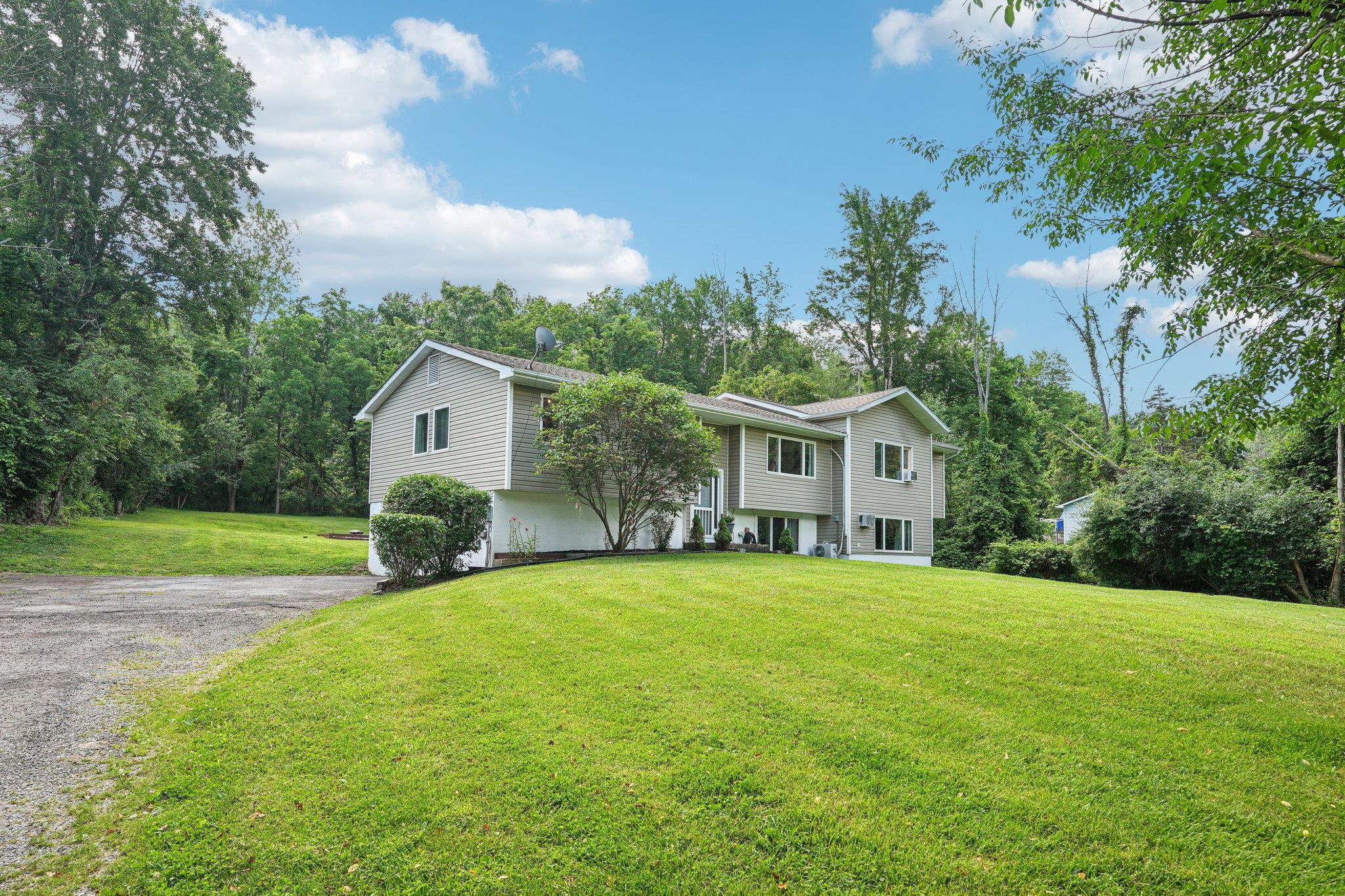 #3 photo, 24 Wild Turkey Run, Wappingers Falls , NY 12590