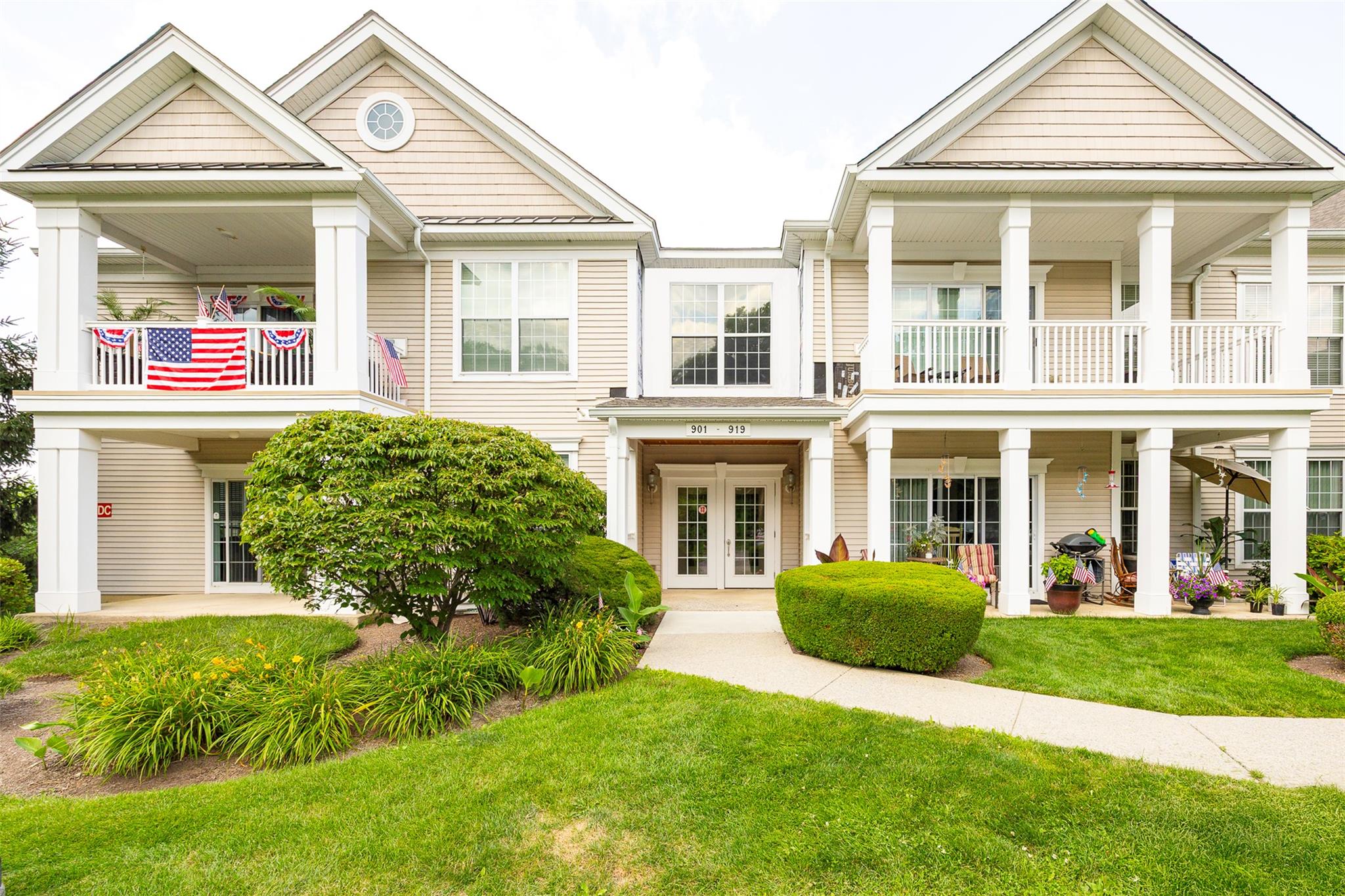 #1 photo, 903 Saratoga Lane, 紐約州 Fishkill , NY 12524