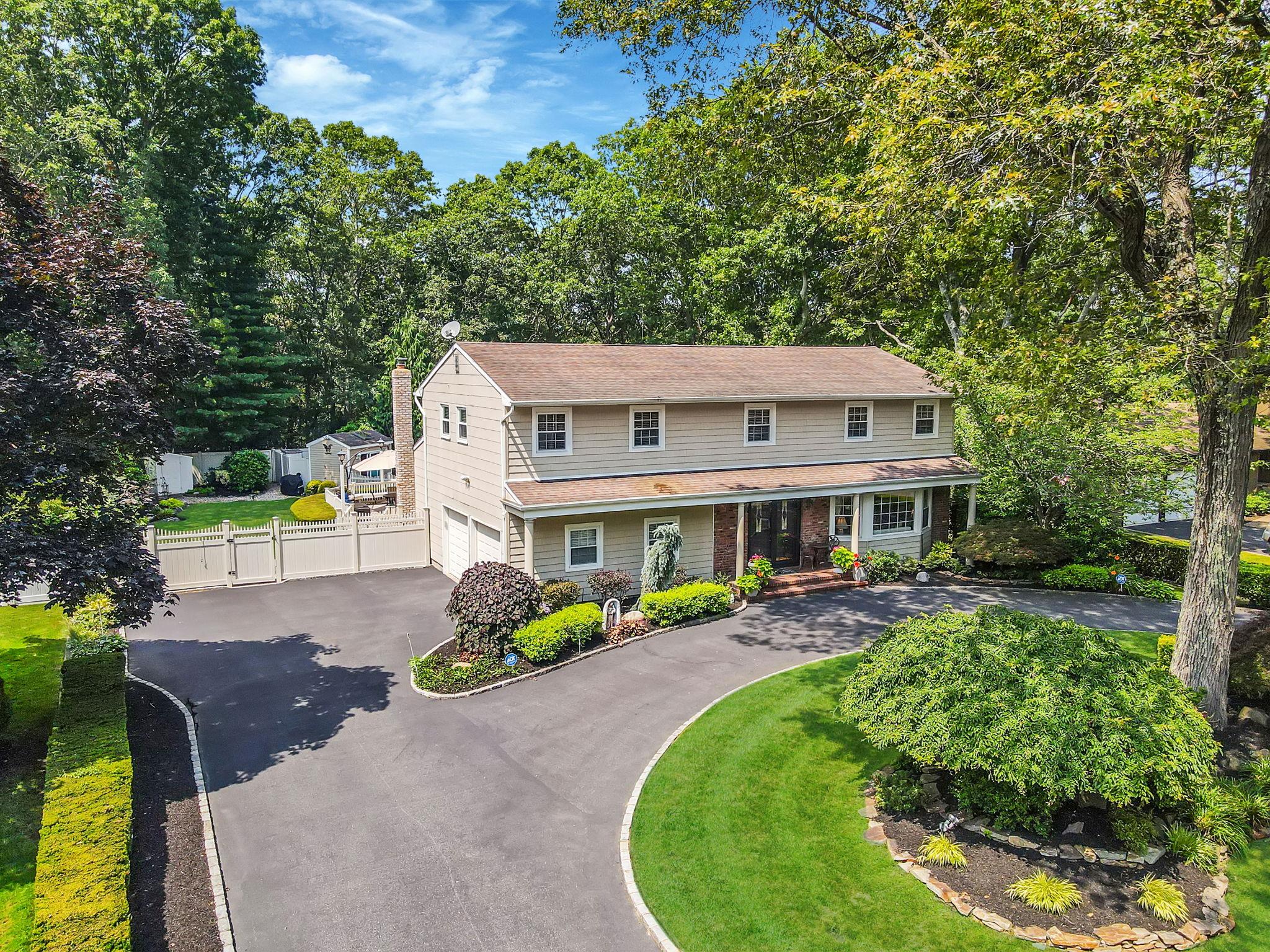 #1 photo, 59 Lindron Avenue, Smithtown , NY 11787