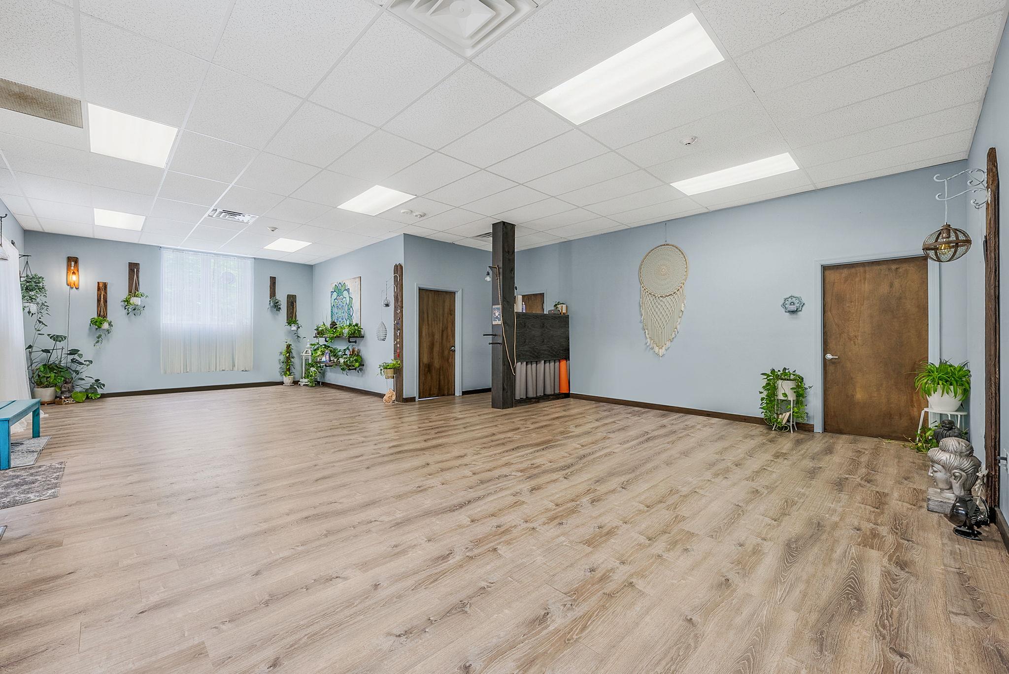 #13 photo, 6 New York Avenue, サフォーク郡 Sound Beach , NY 11789