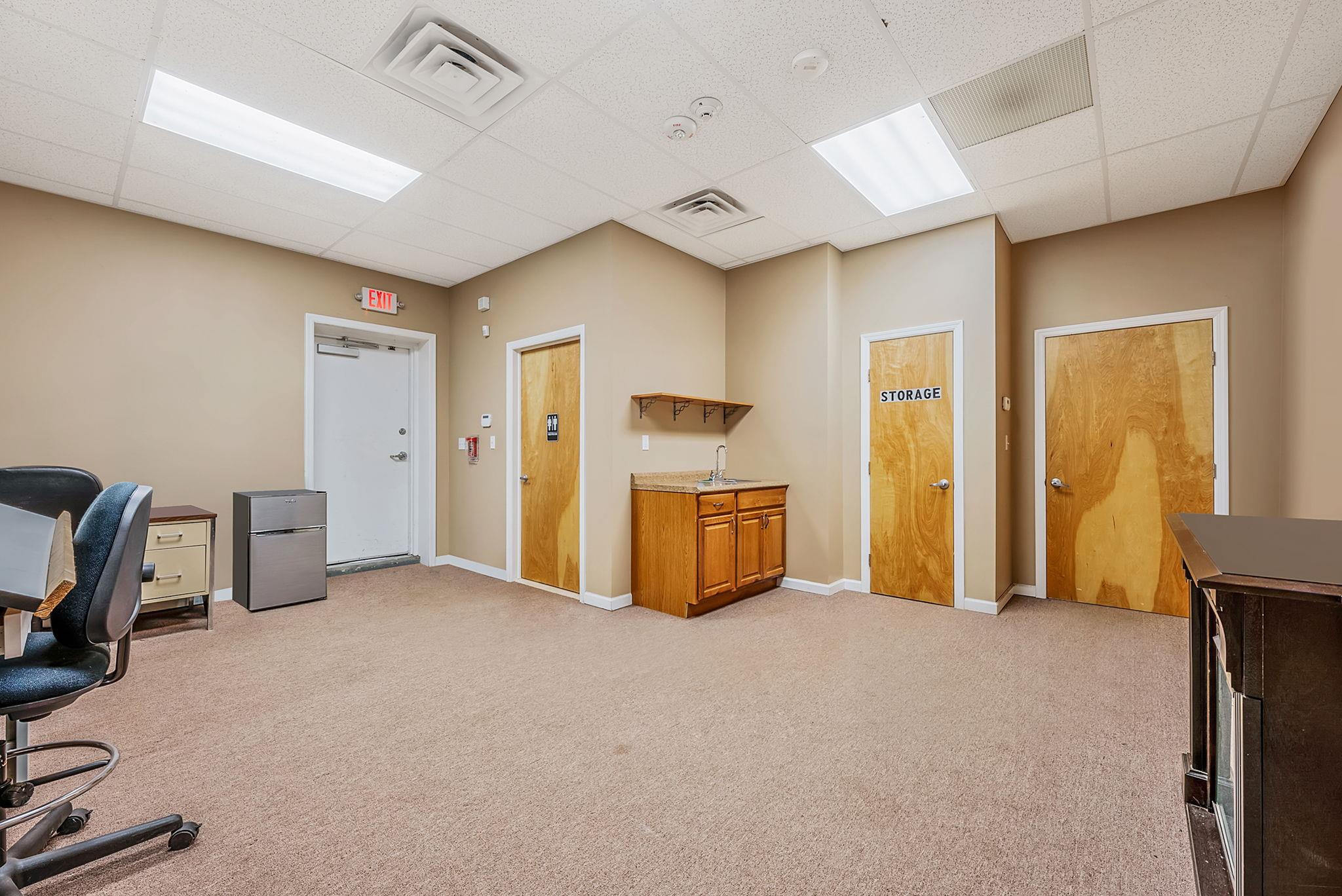 #20 photo, 6 New York Avenue, サフォーク郡 Sound Beach , NY 11789