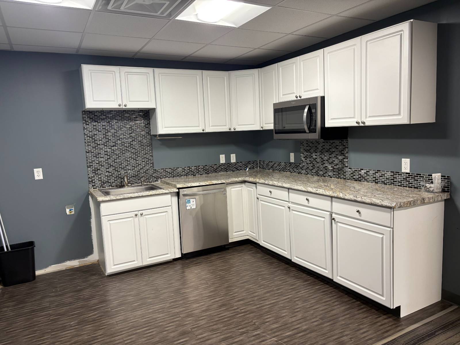 #5 photo, 18 Computer Drive East, Albany , NY 12205