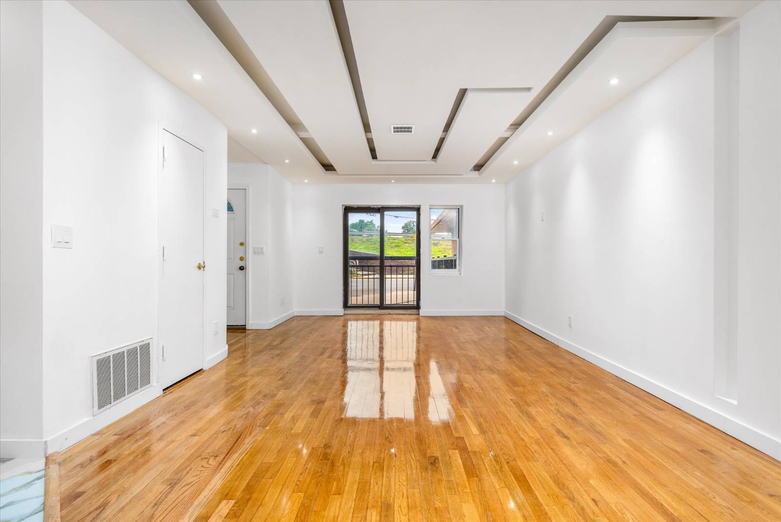 #6 photo, 2883 Cropsey , #1B, ブルックリン区 Brooklyn , NY 11214