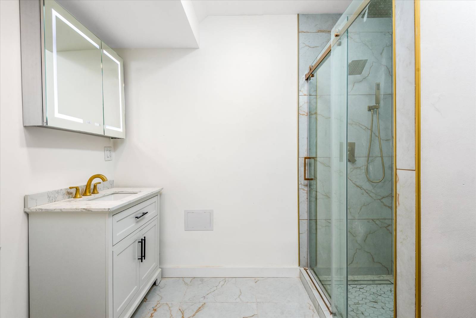 #8 photo, 2883 Cropsey , #1B, ブルックリン区 Brooklyn , NY 11214