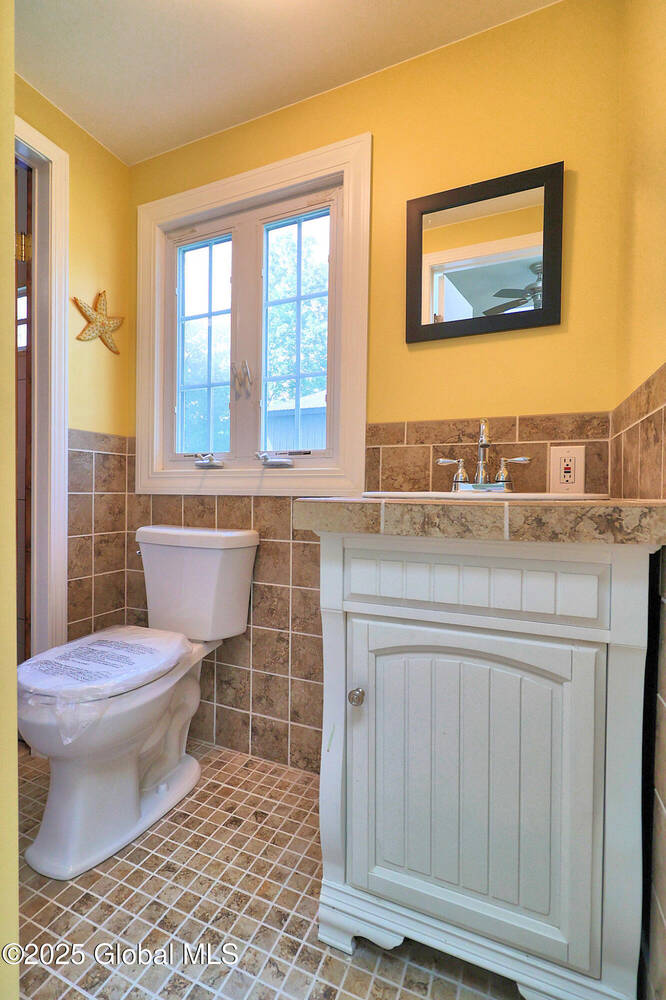 #23 photo, 22 Schaffer Drive, Colonie , NY 12047