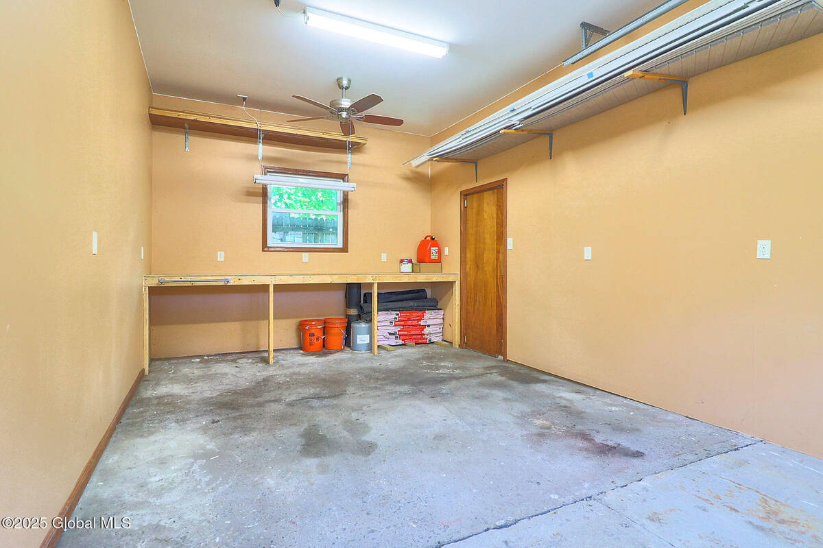 #25 photo, 22 Schaffer Drive, Colonie , NY 12047