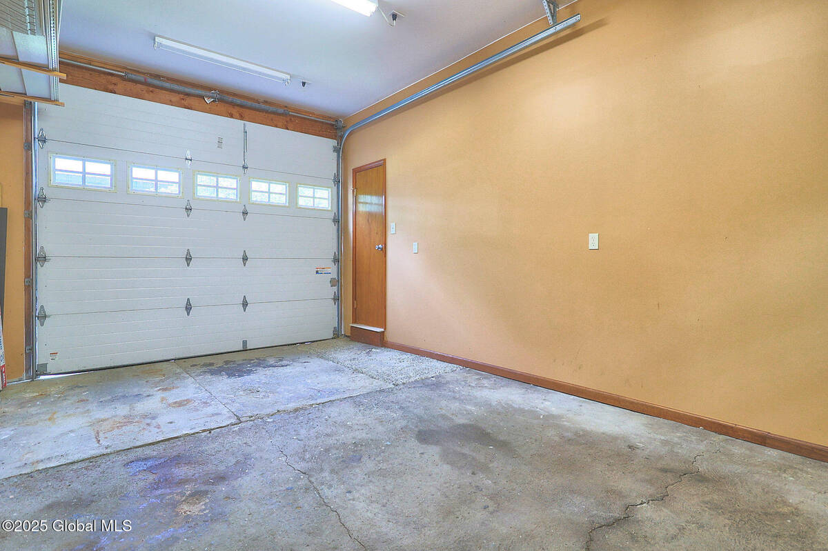 #26 photo, 22 Schaffer Drive, Colonie , NY 12047