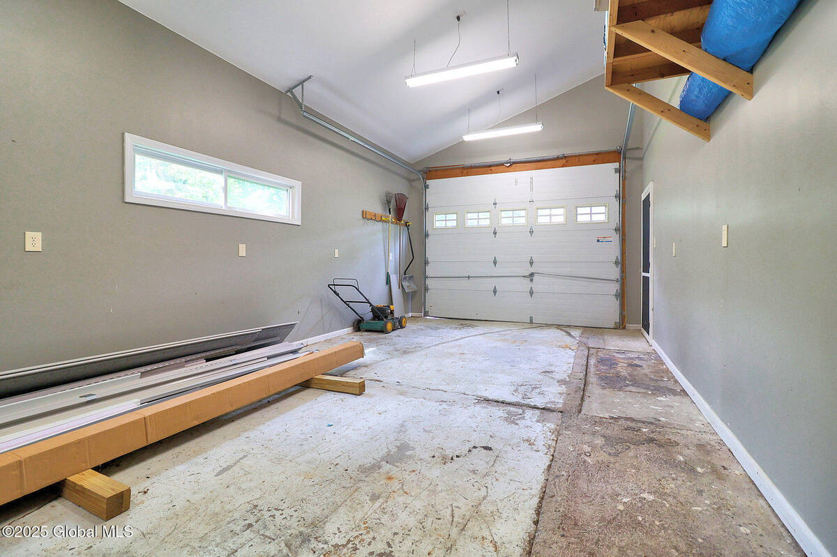 #27 photo, 22 Schaffer Drive, Colonie , NY 12047