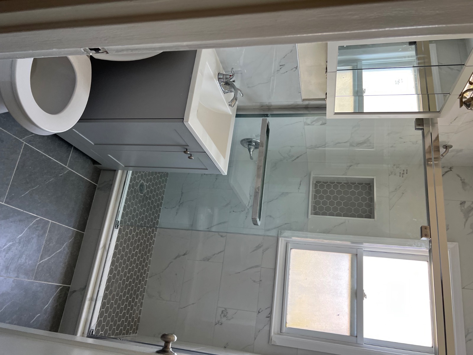 #2 photo, 52 Winchester Avenue, #2A, Yonkers , NY 10710